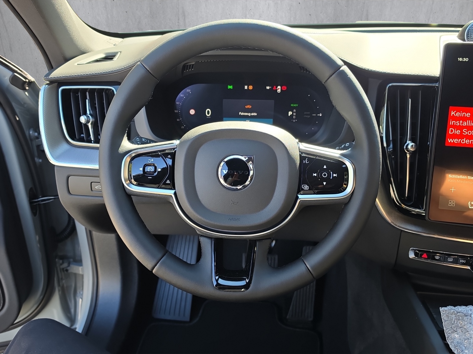 VOLVO XC60 T8 eAWD PluginHybrid Polestar Geartronic-image-10