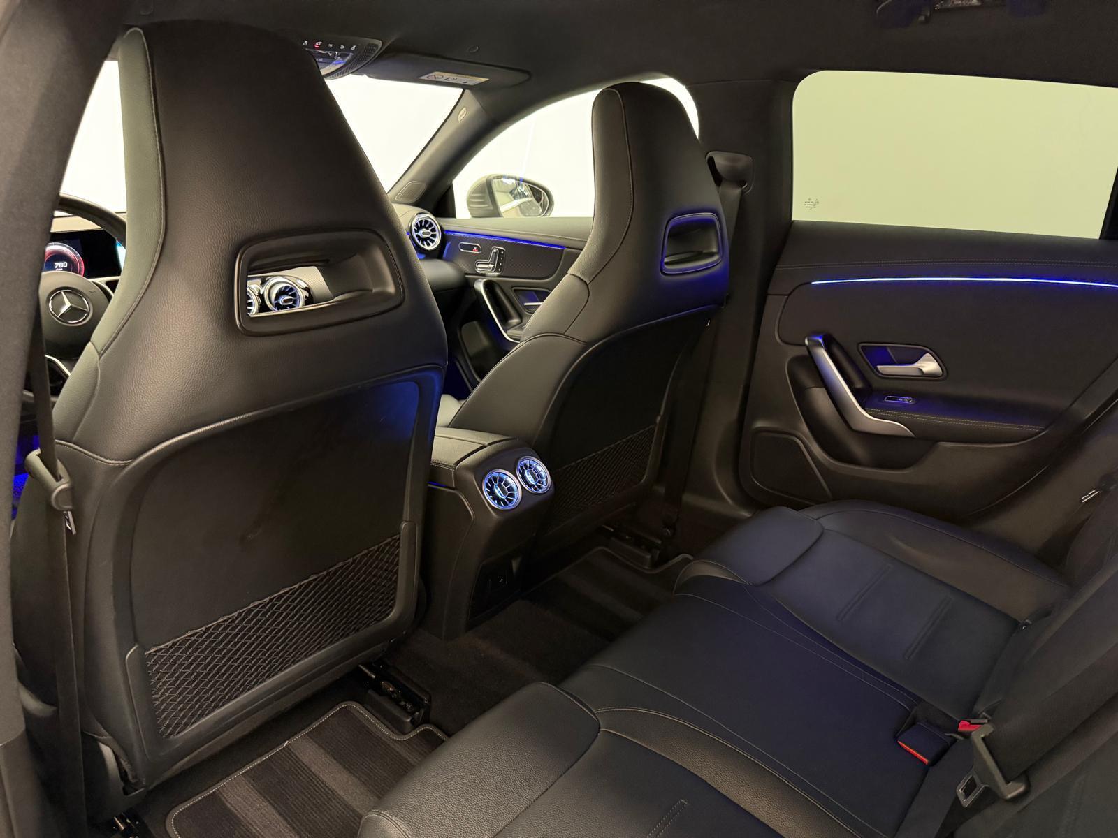 MERCEDES-BENZ CLA 200 Progressive Shooting Brake-image-11