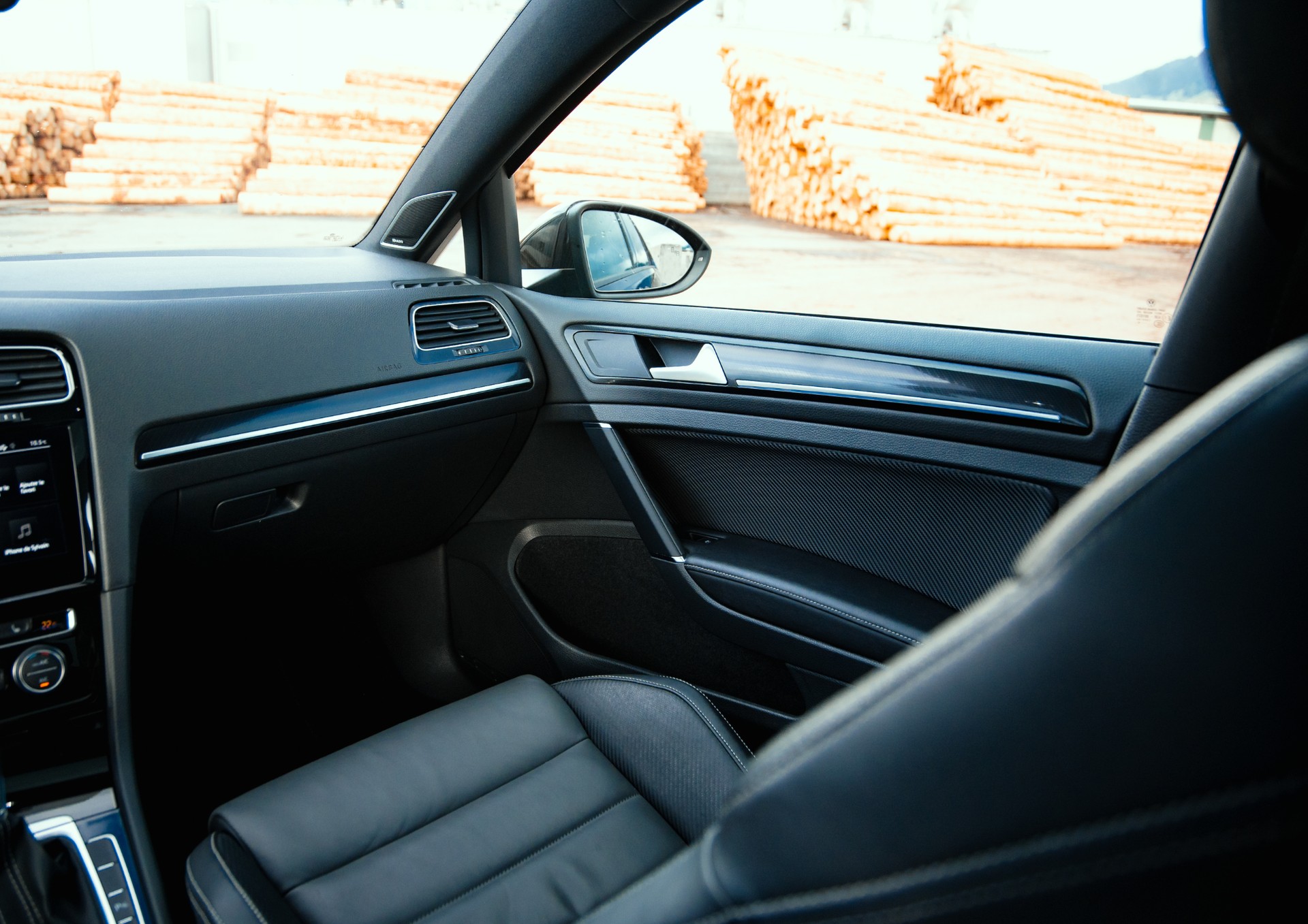 VW 2.0 TSI R DSG 4motion-image-16