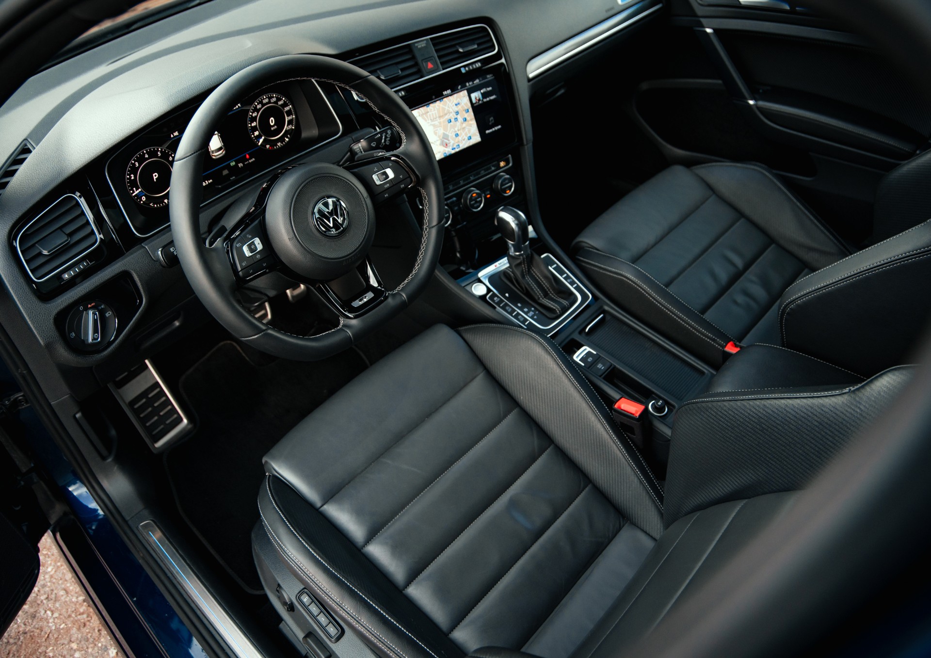 VW 2.0 TSI R DSG 4motion-image-13