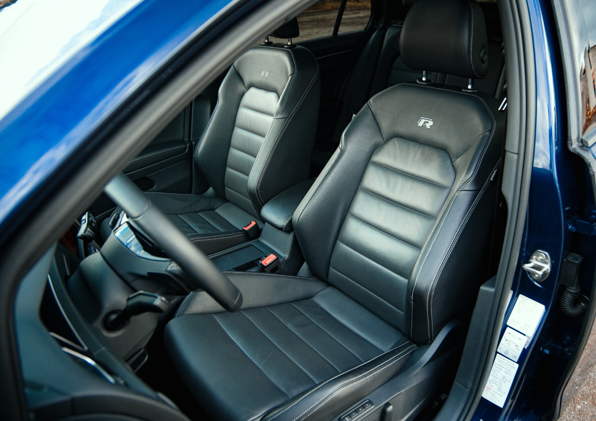 VW 2.0 TSI R DSG 4motion-image-11