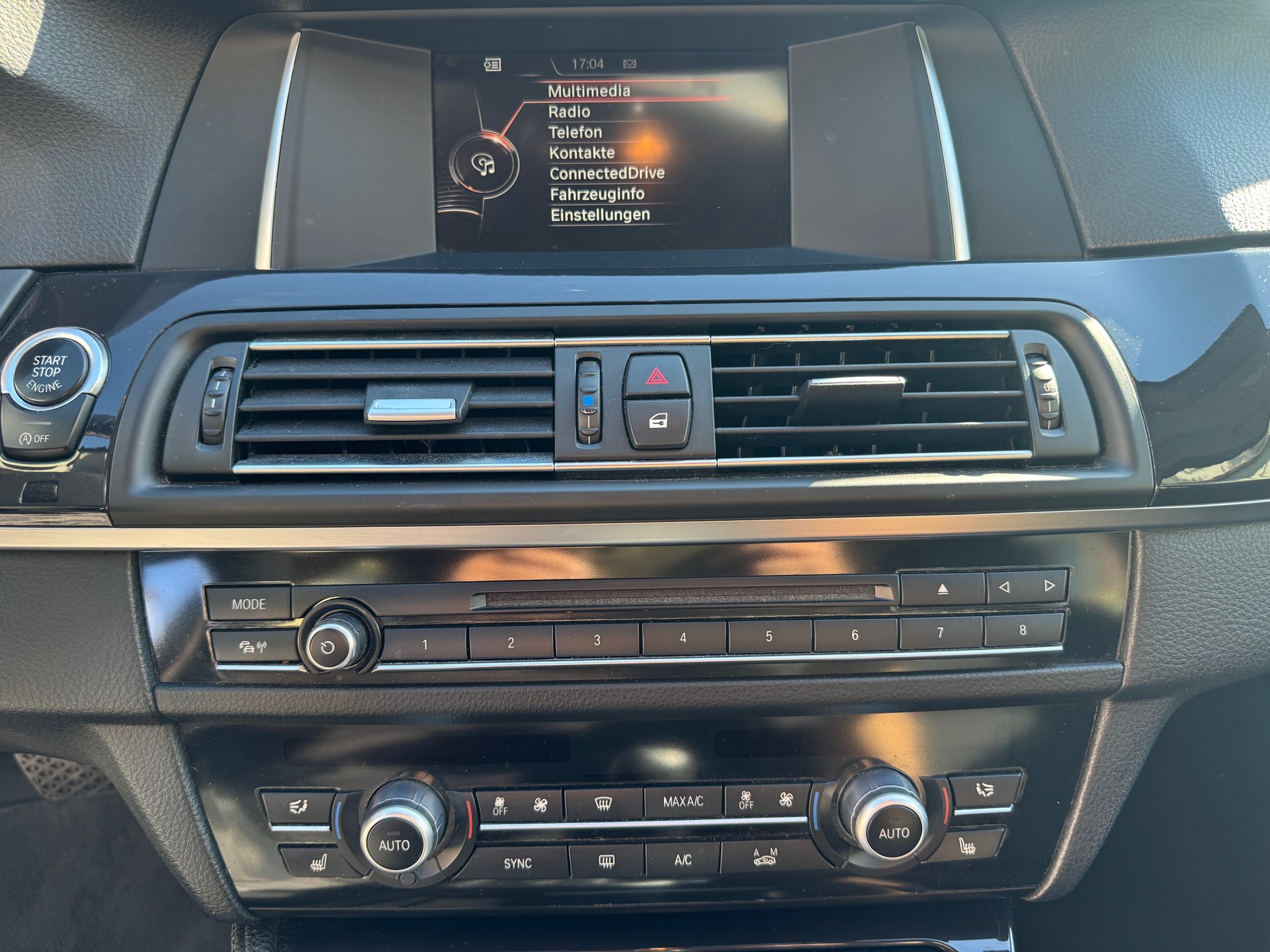 BMW 520d Touring xDrive Steptronic-image-23