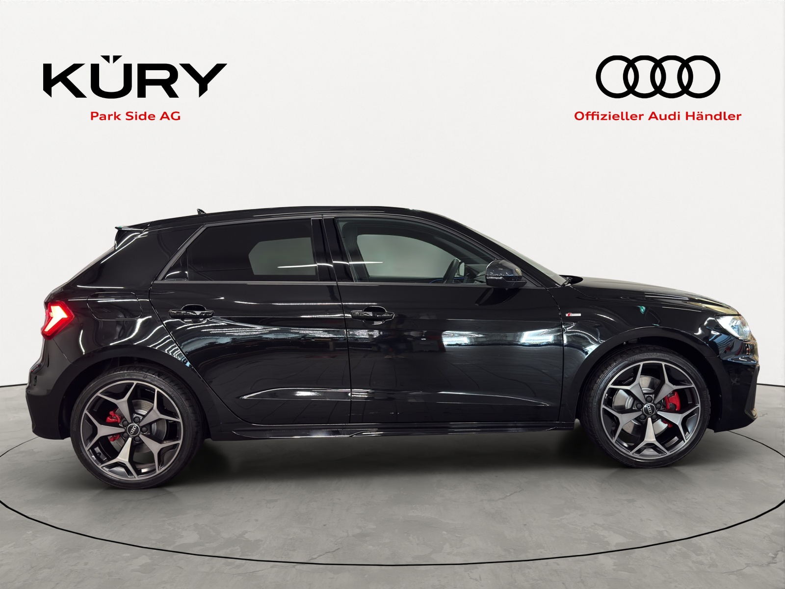 AUDI A1 Sportback 40 TFSI S line 207PS-image-2