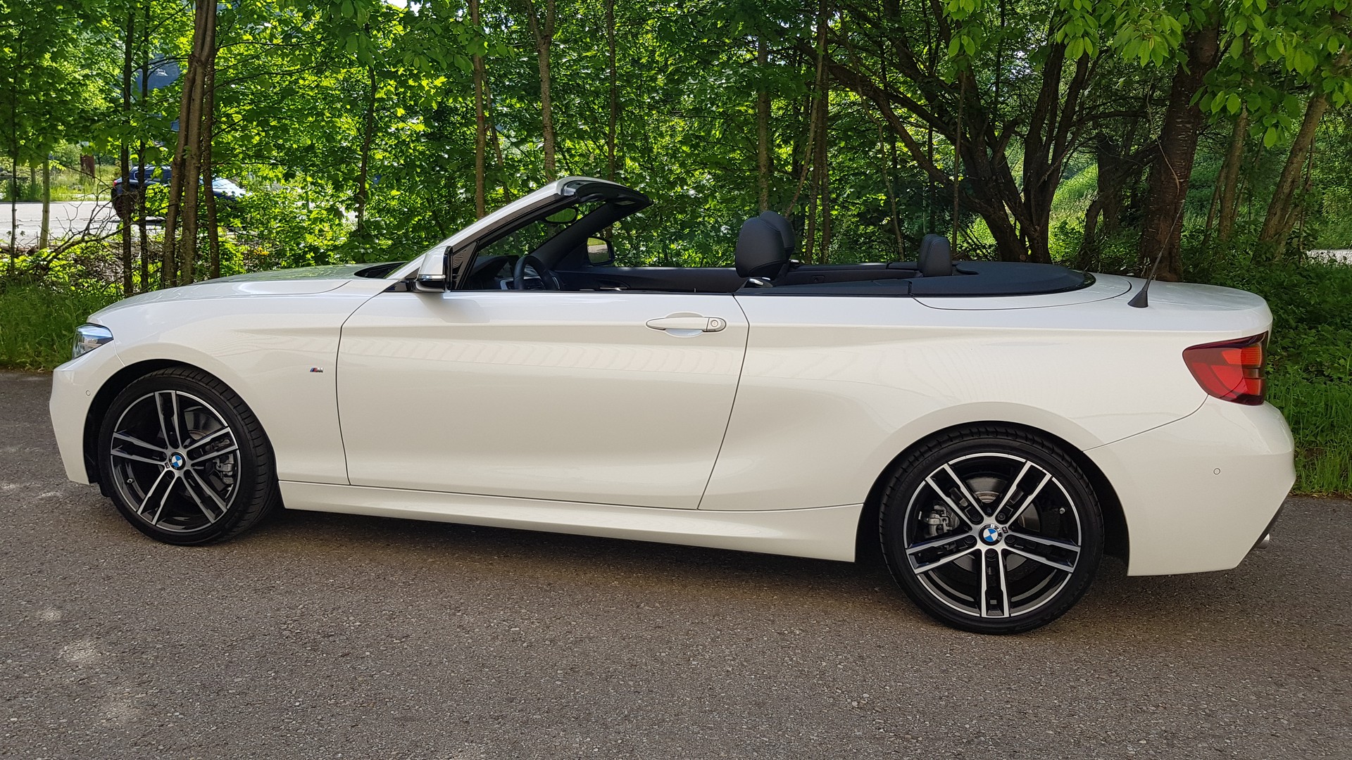 BMW 220d Cabrio LCI M Sport Steptronic SAG (F23 CH)-image-11