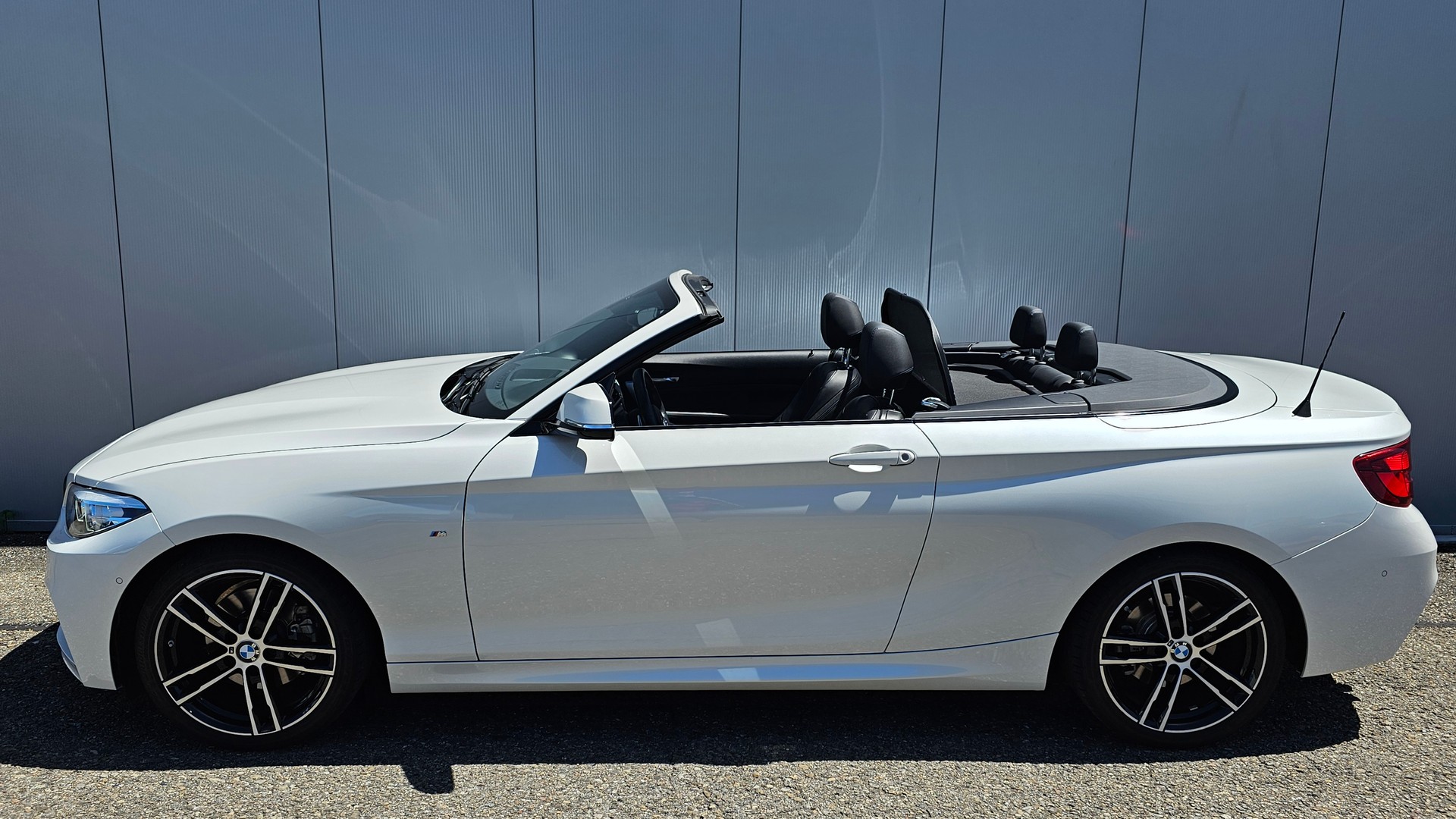 BMW 220d Cabrio LCI M Sport Steptronic SAG (F23 CH)-image-1