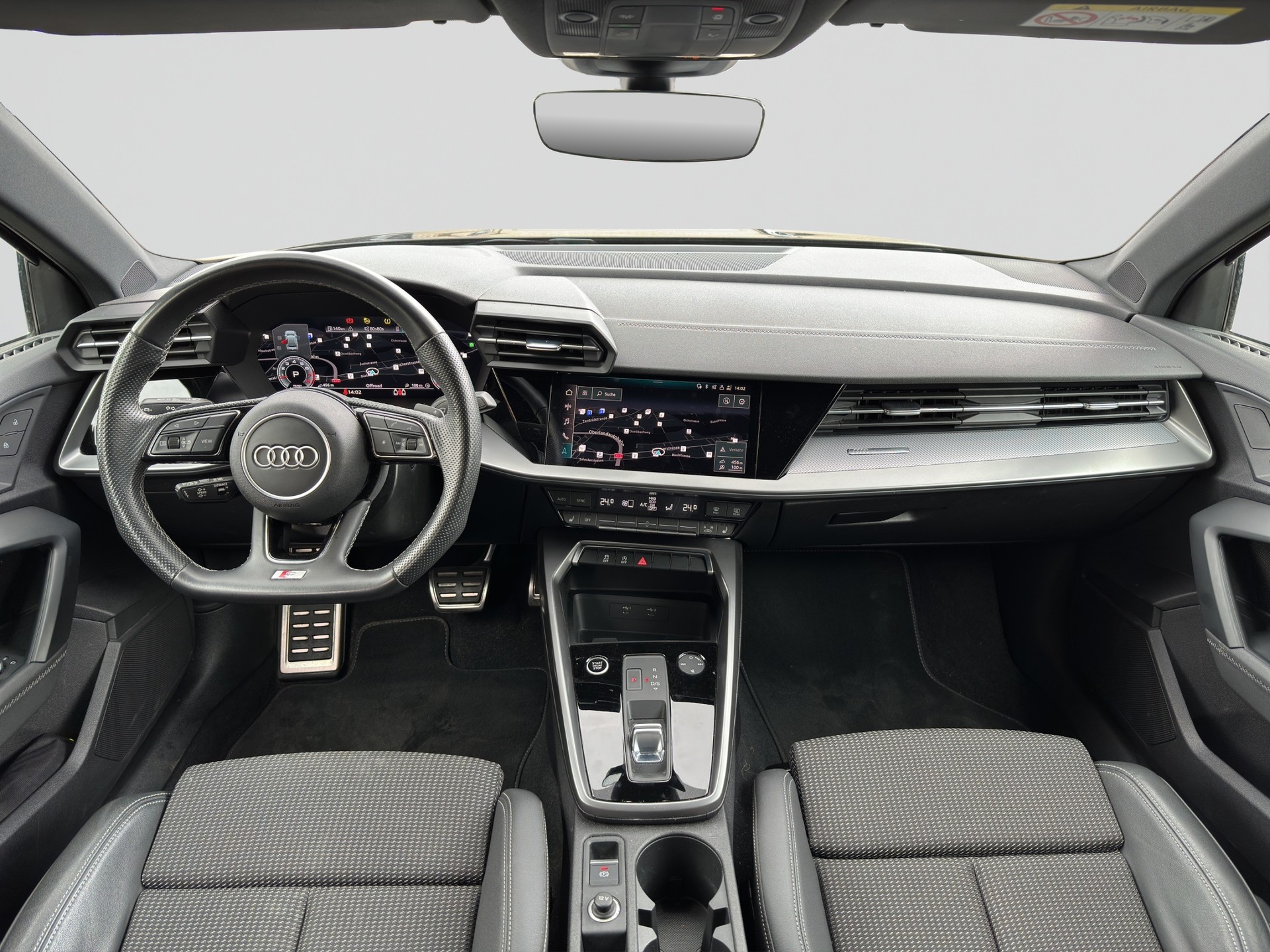 AUDI A3 Limousine 35 TFSI S-Line Schwarz Optik S-tronic-image-13