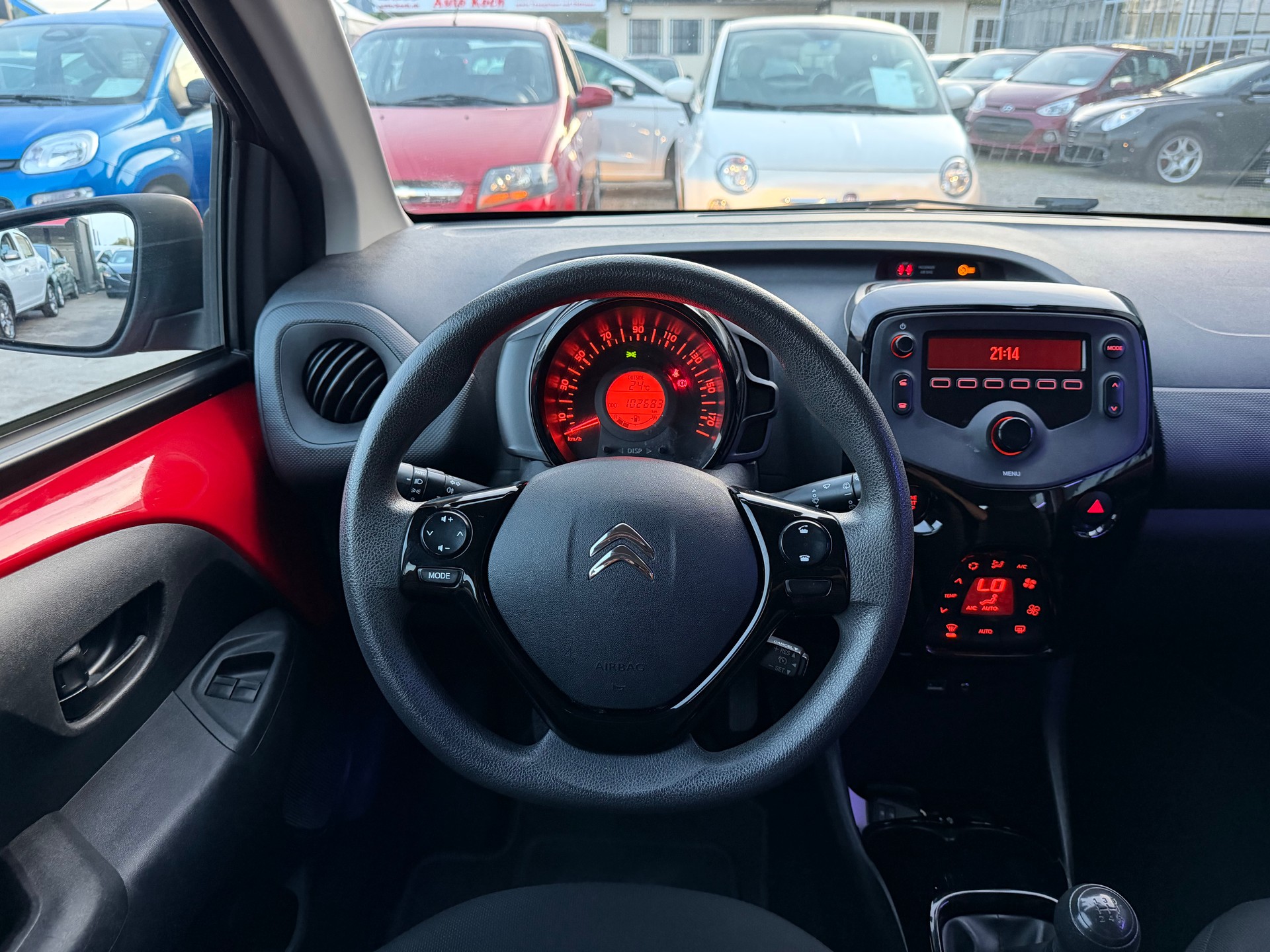 CITROEN C1 1.0 VTi Shine Stop&Start-image-14