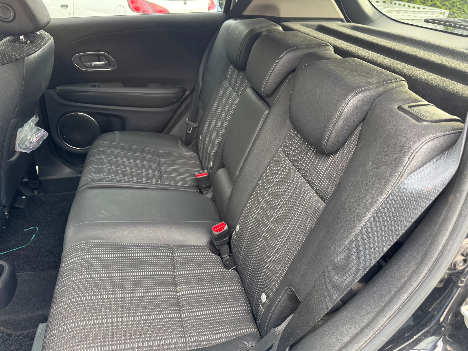 HONDA HR-V 1.5i-VTEC Elegance-image-3