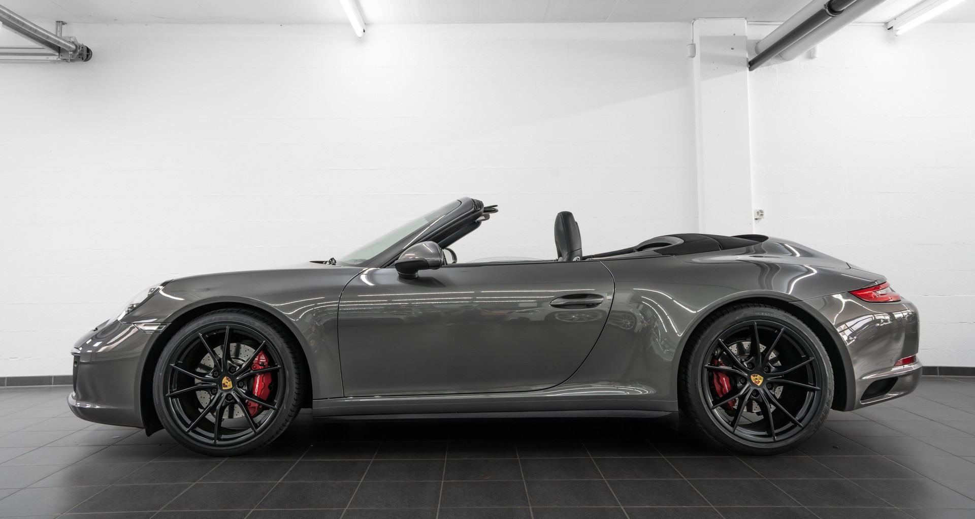 PORSCHE 911 Carrera 4S Cabrio PDK-image-3