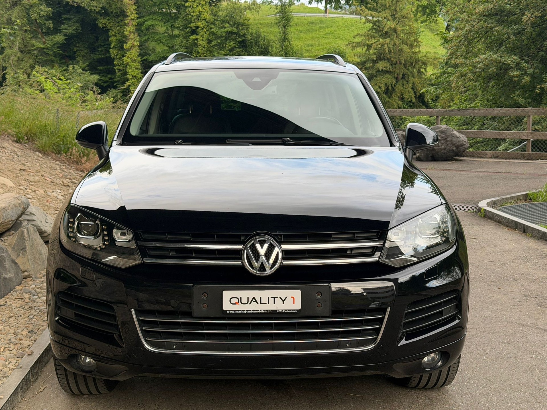 VW Touareg 3.0 TDI BlueMotion Technology Tiptronic-image-1