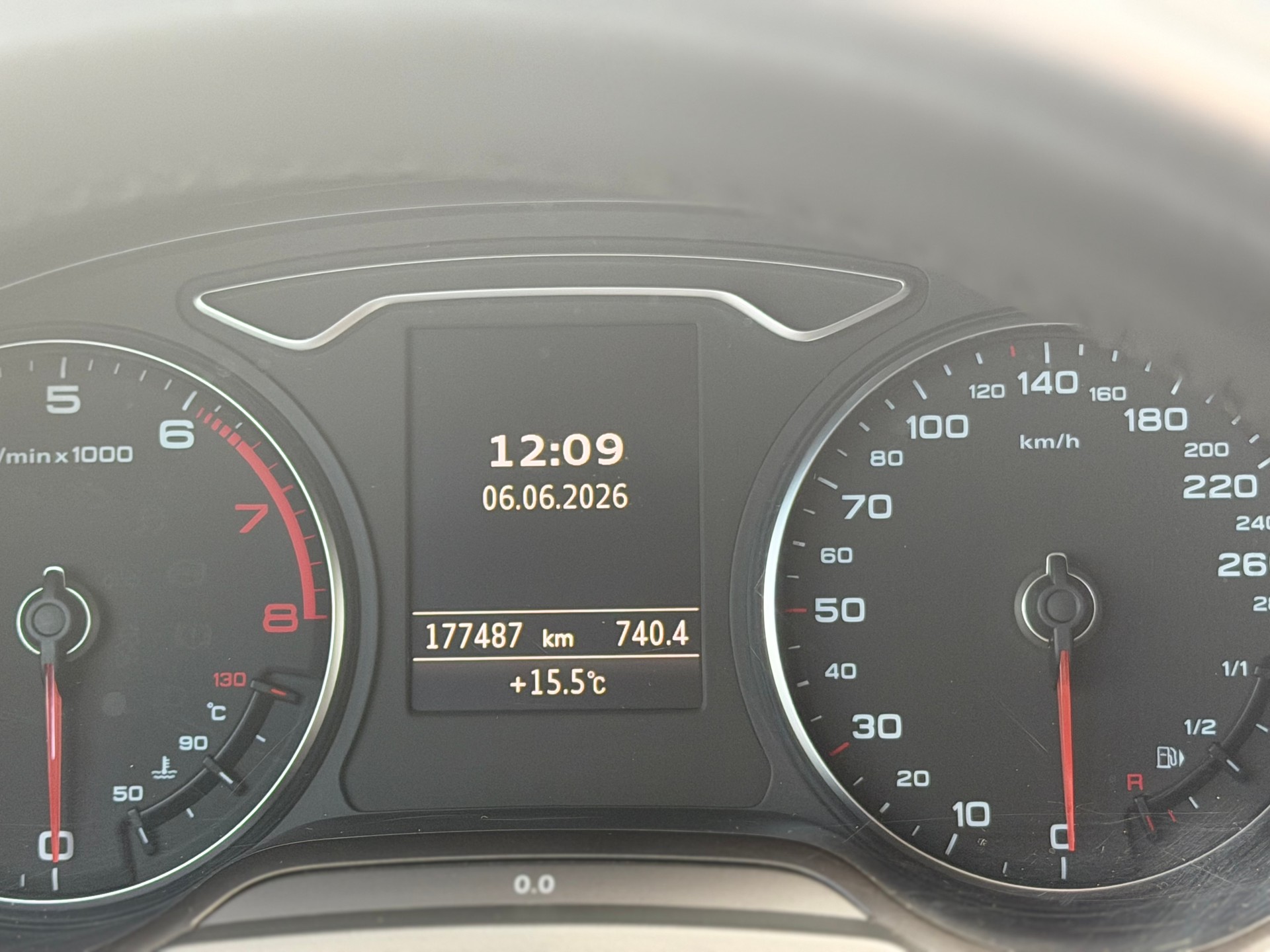AUDI A3 Limousine 1.4 TFSI Ambition S-tronic-image-9