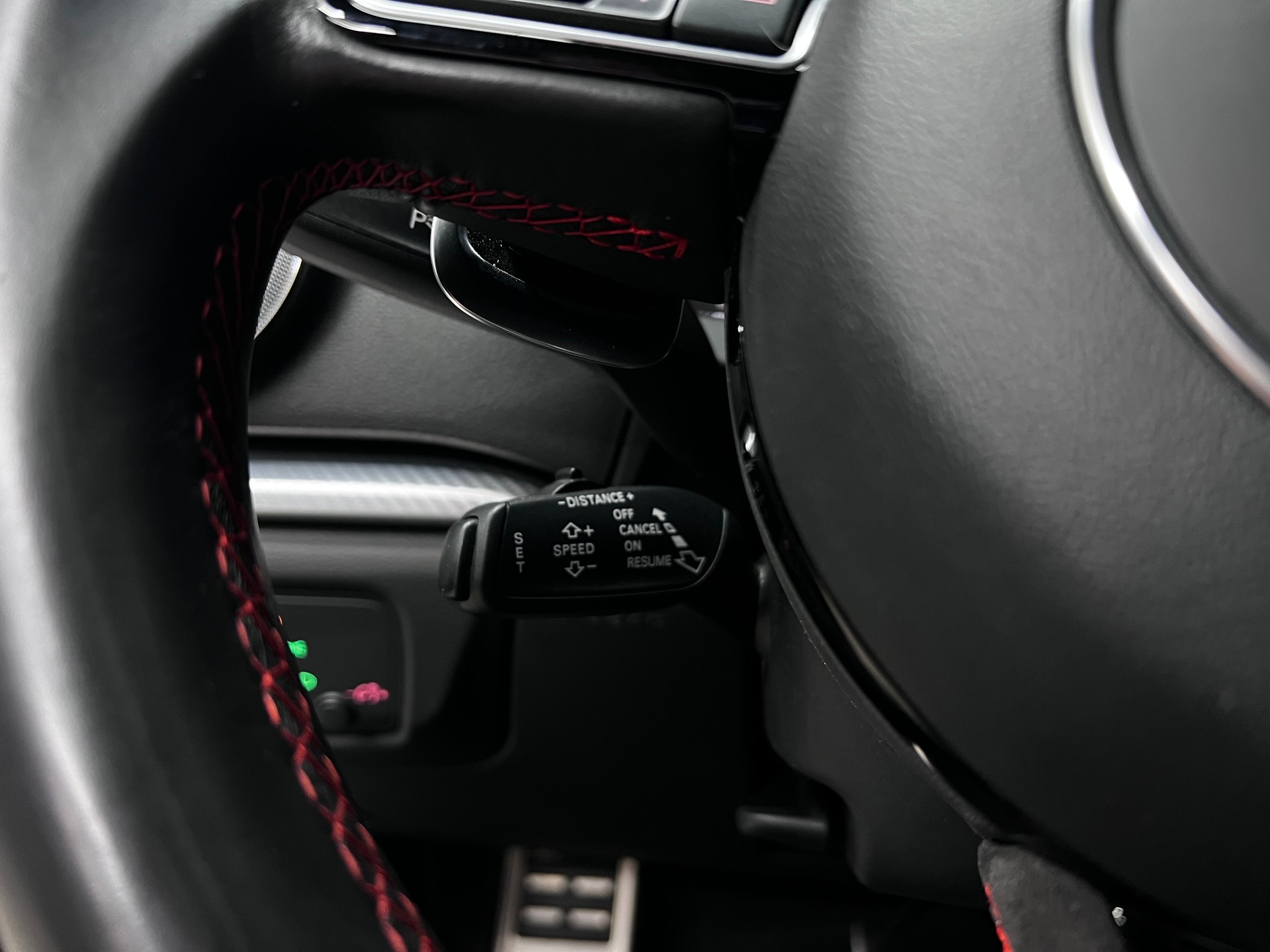 AUDI RS3 2.5 TSI quattro S-tronic-image-11