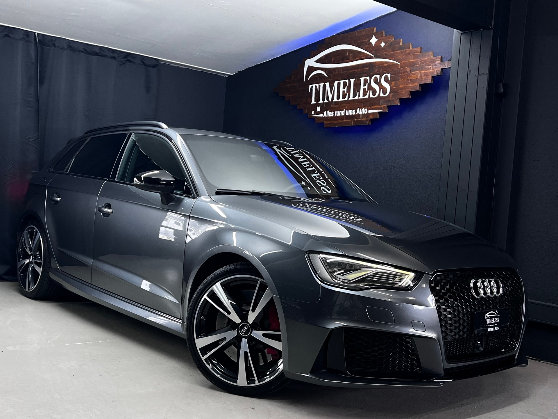 AUDI RS3 2.5 TSI quattro S-tronic-image-0