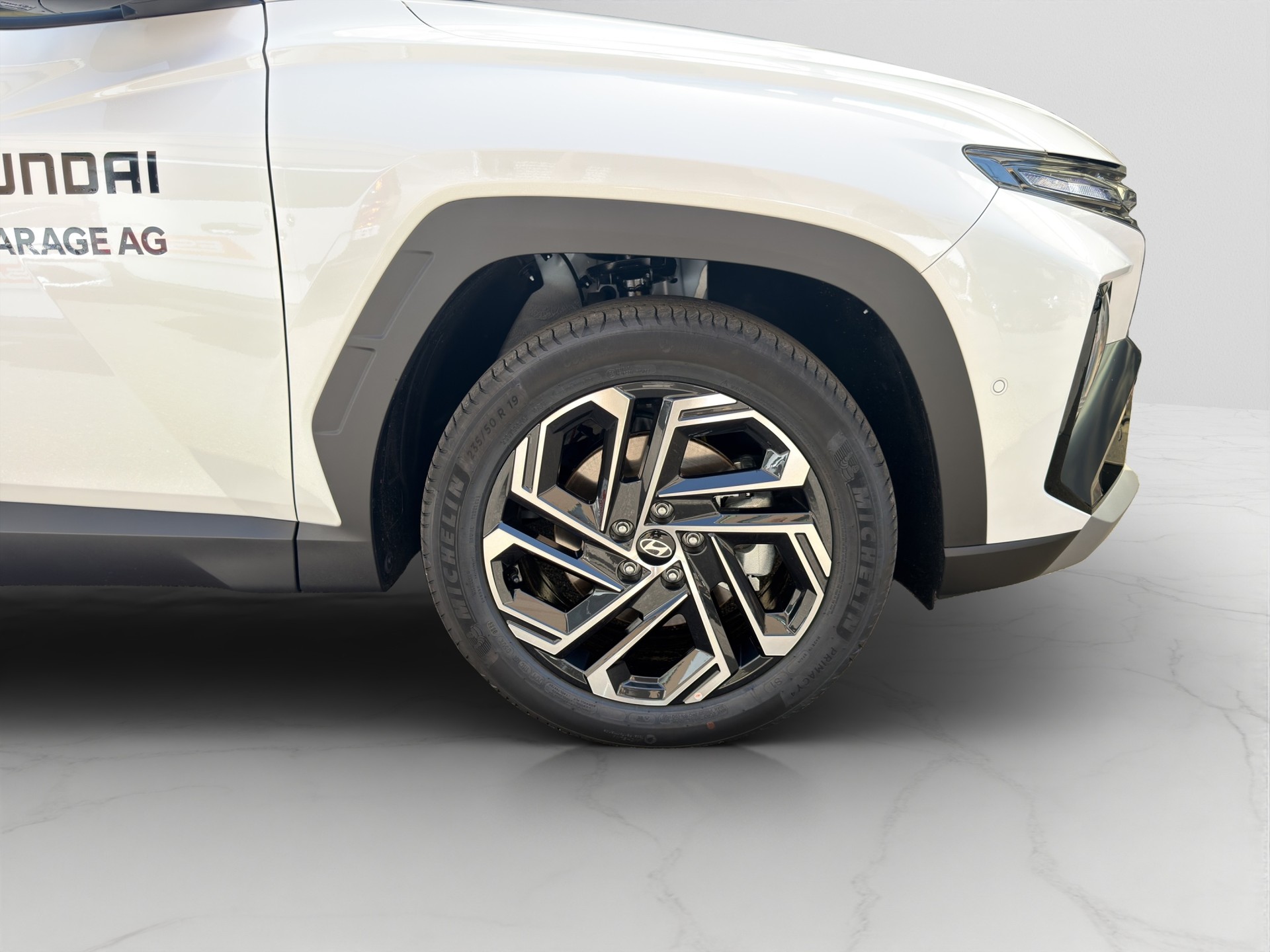 HYUNDAI Tucson 1.6 TGDI HEV Vertex Swiss Edition 4WD-image-8