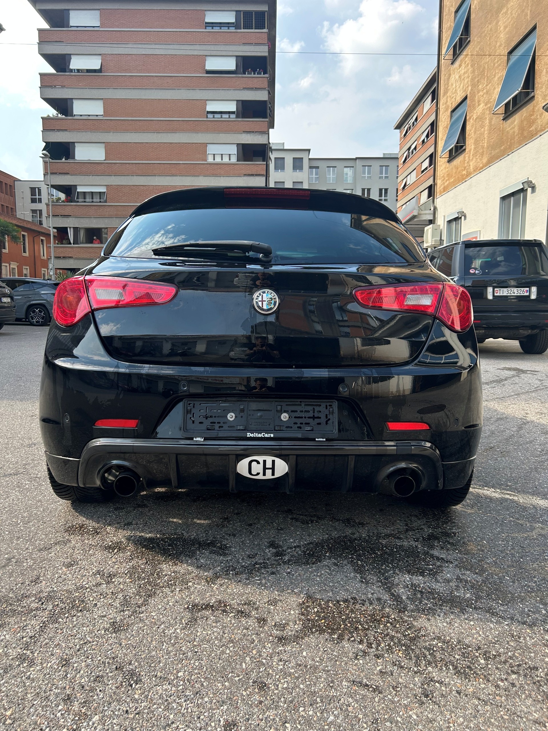 ALFA ROMEO Giulietta 1750 TBi Quadrifoglio Verde TCT-image-0