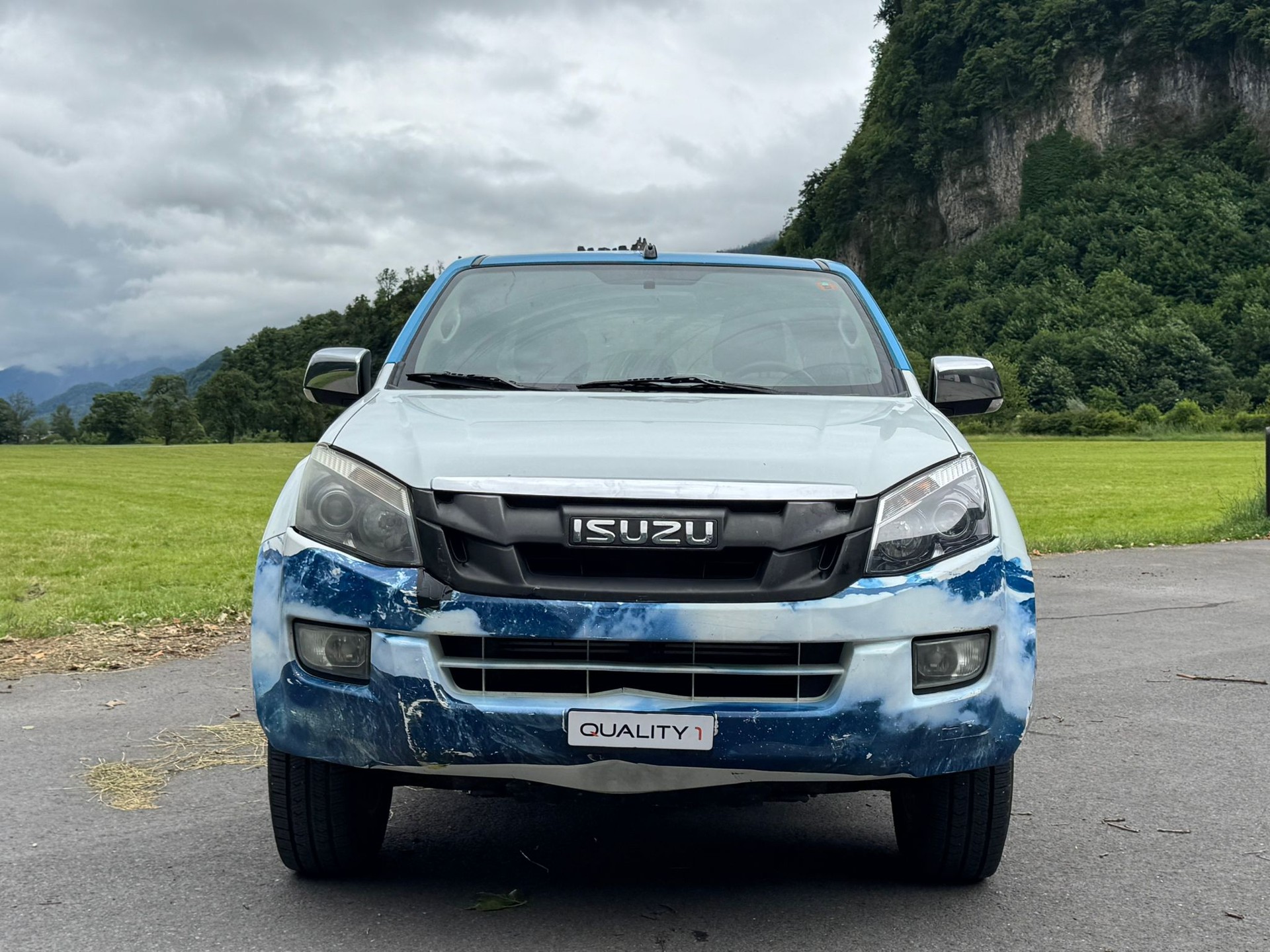 ISUZU D-MAX 2.5 Crew Cab Satellite 4x4