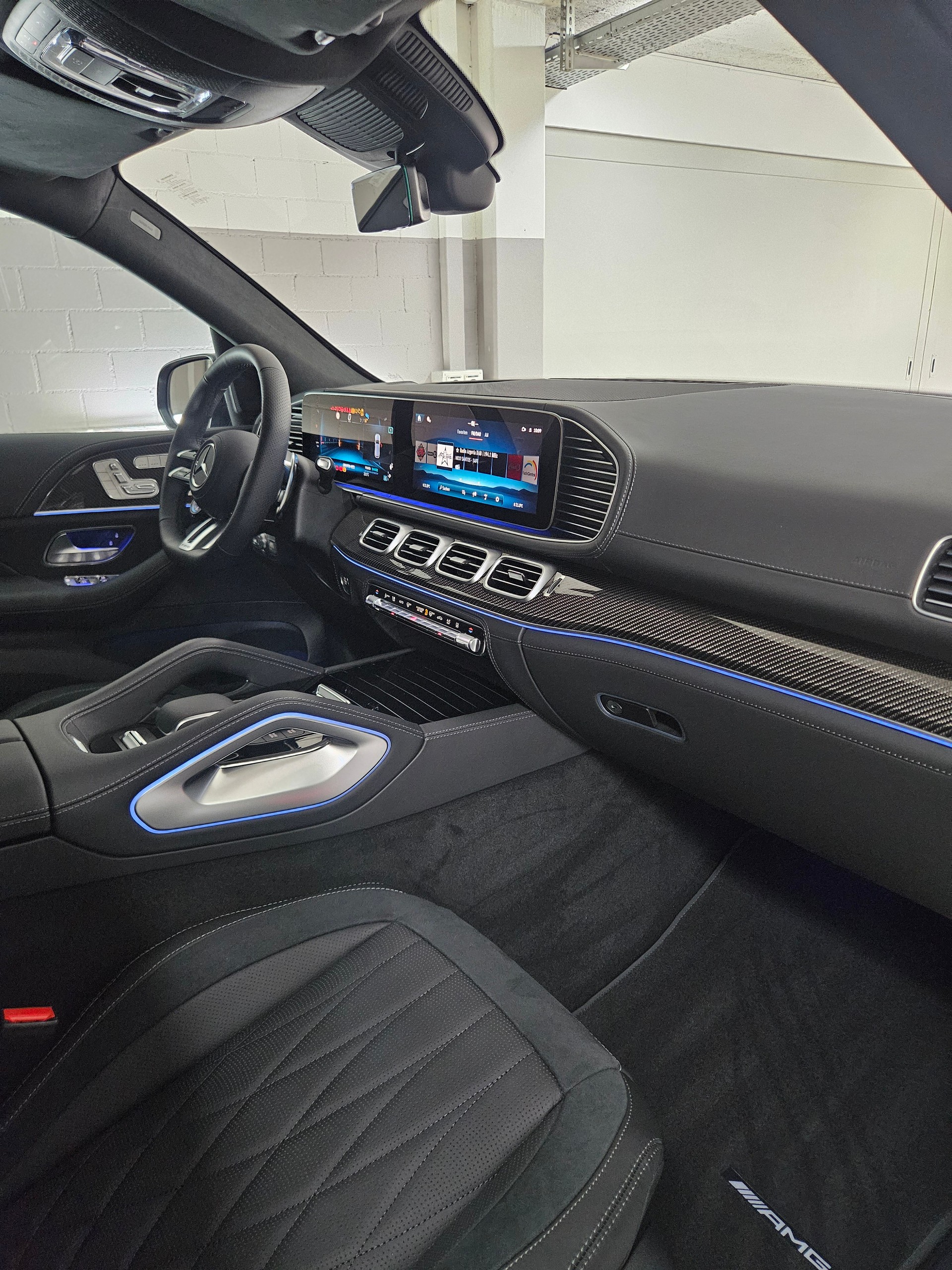 MERCEDES-BENZ GLE 63 S AMG 4Matic+-image-13