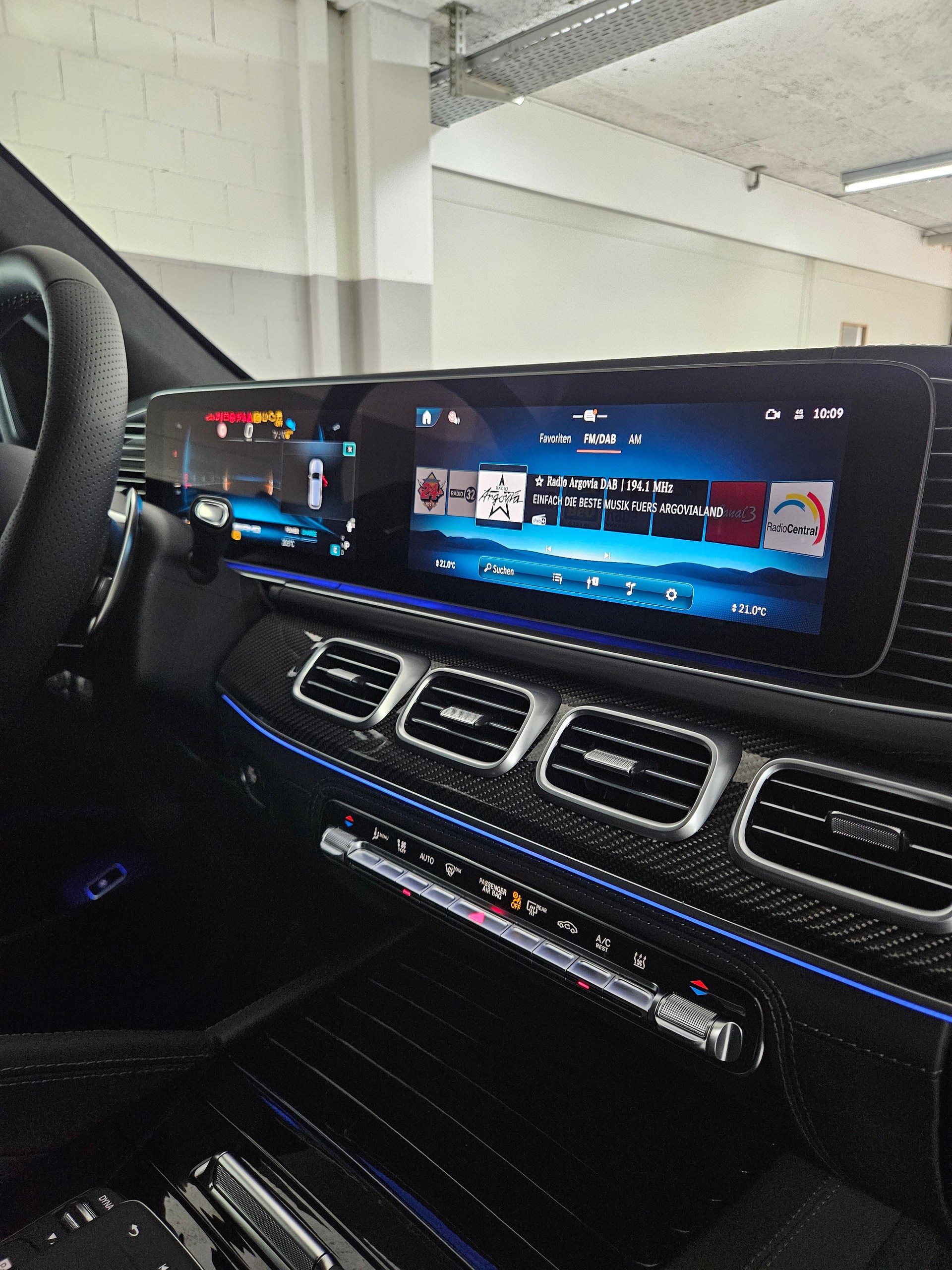 MERCEDES-BENZ GLE 63 S AMG 4Matic+-image-12