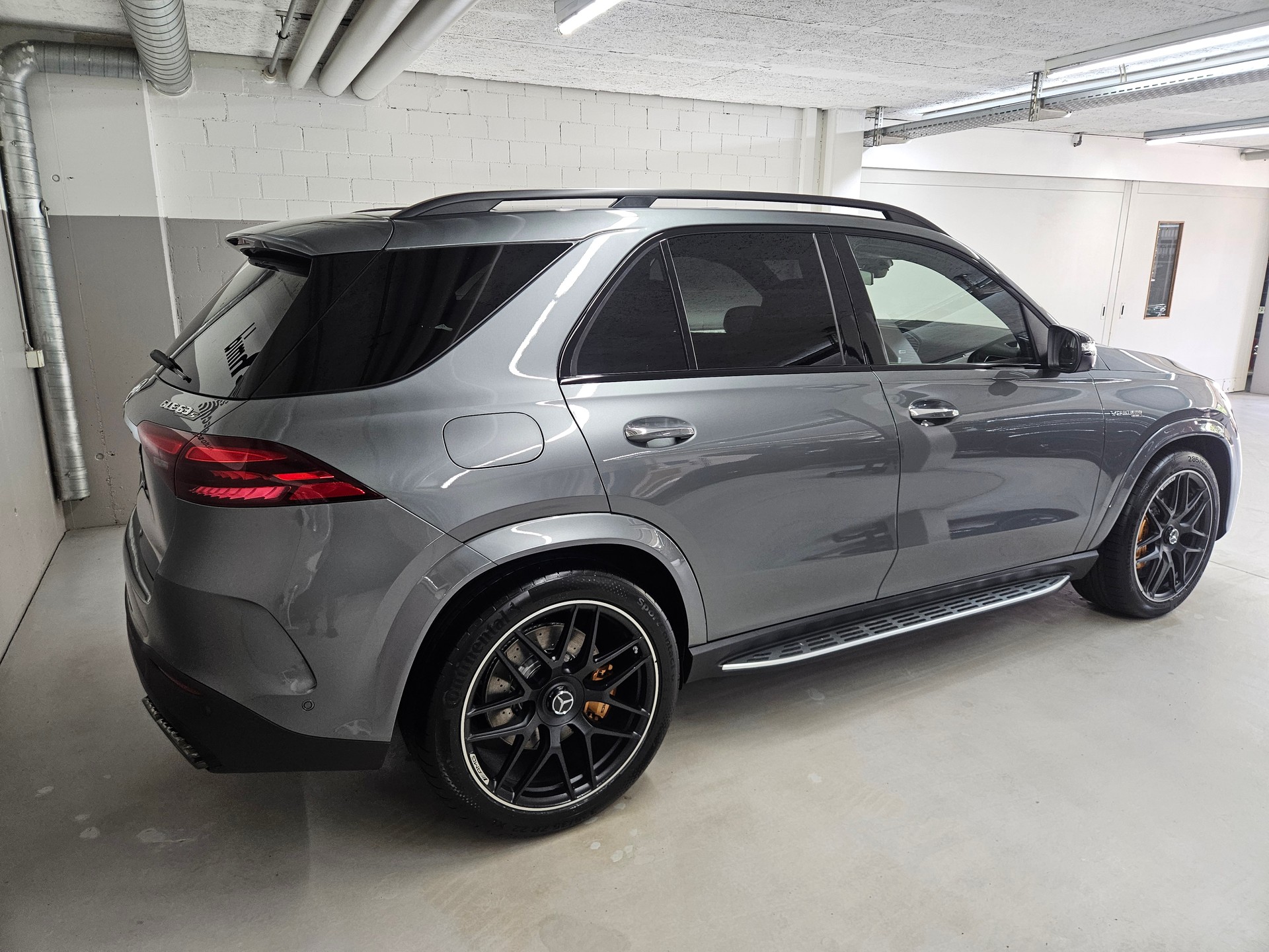 MERCEDES-BENZ GLE 63 S AMG 4Matic+-image-4