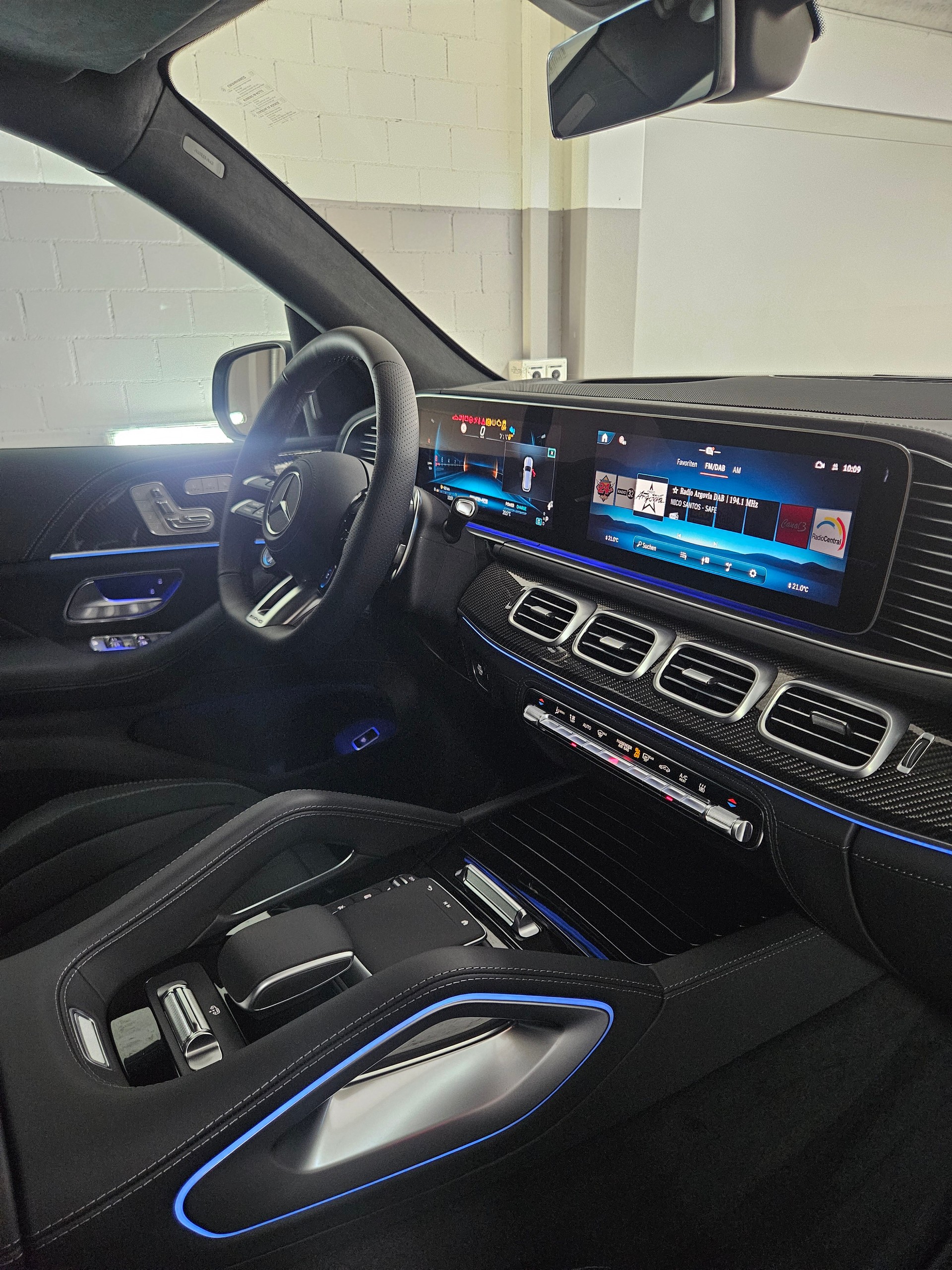 MERCEDES-BENZ GLE 63 S AMG 4Matic+-image-11