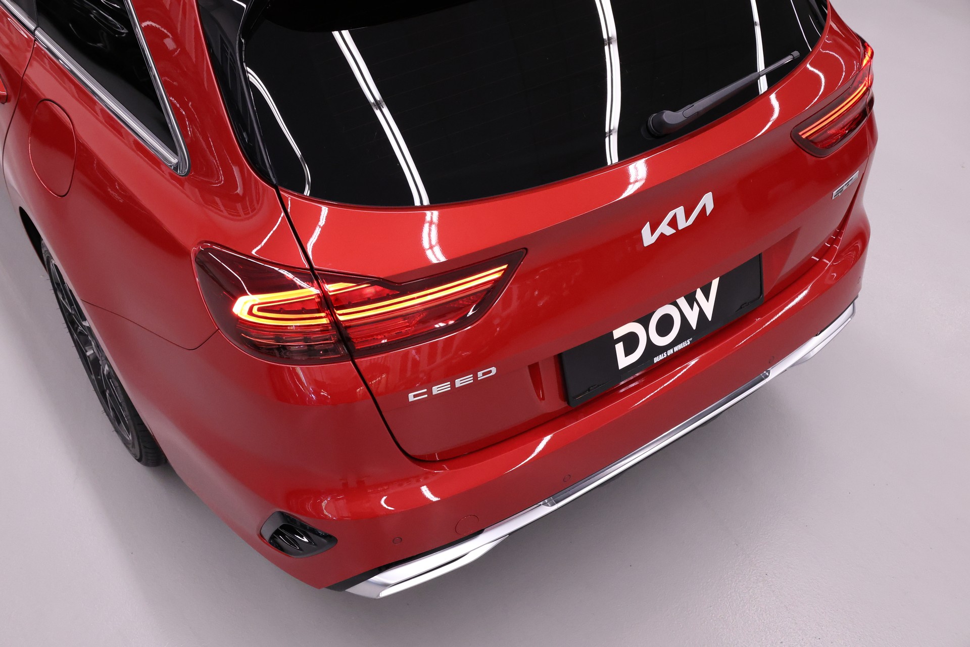 KIA Ceed SW 1.5 T-GDi GT-Line-image-8
