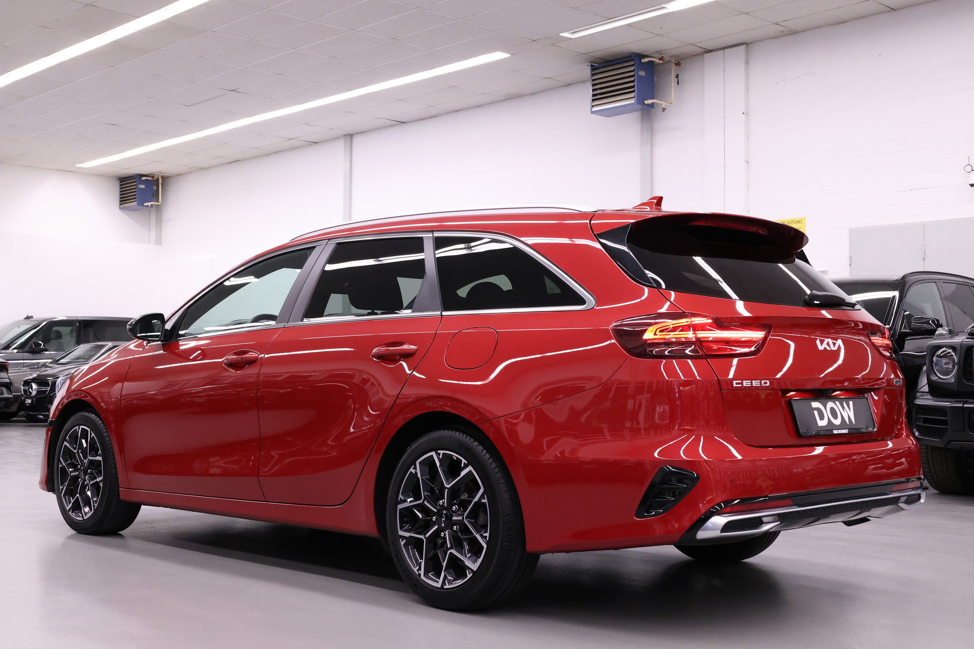 KIA Ceed SW 1.5 T-GDi GT-Line-image-4