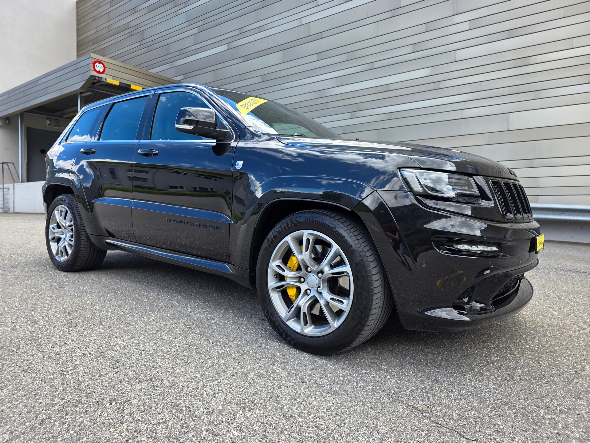 JEEP Grand Cherokee 6.4 V8 HEMI SRT8 Automatic-image-1