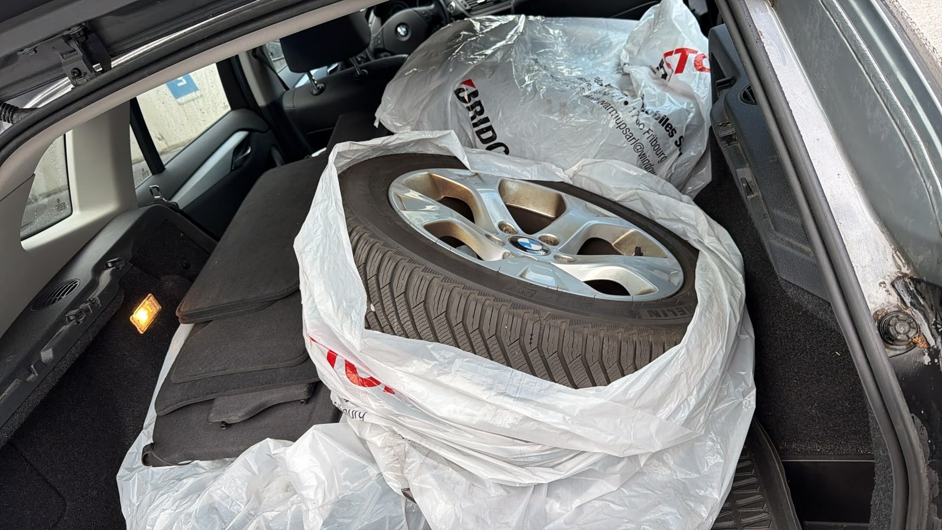 BMW X1 xDrive 20d Steptronic-image-9