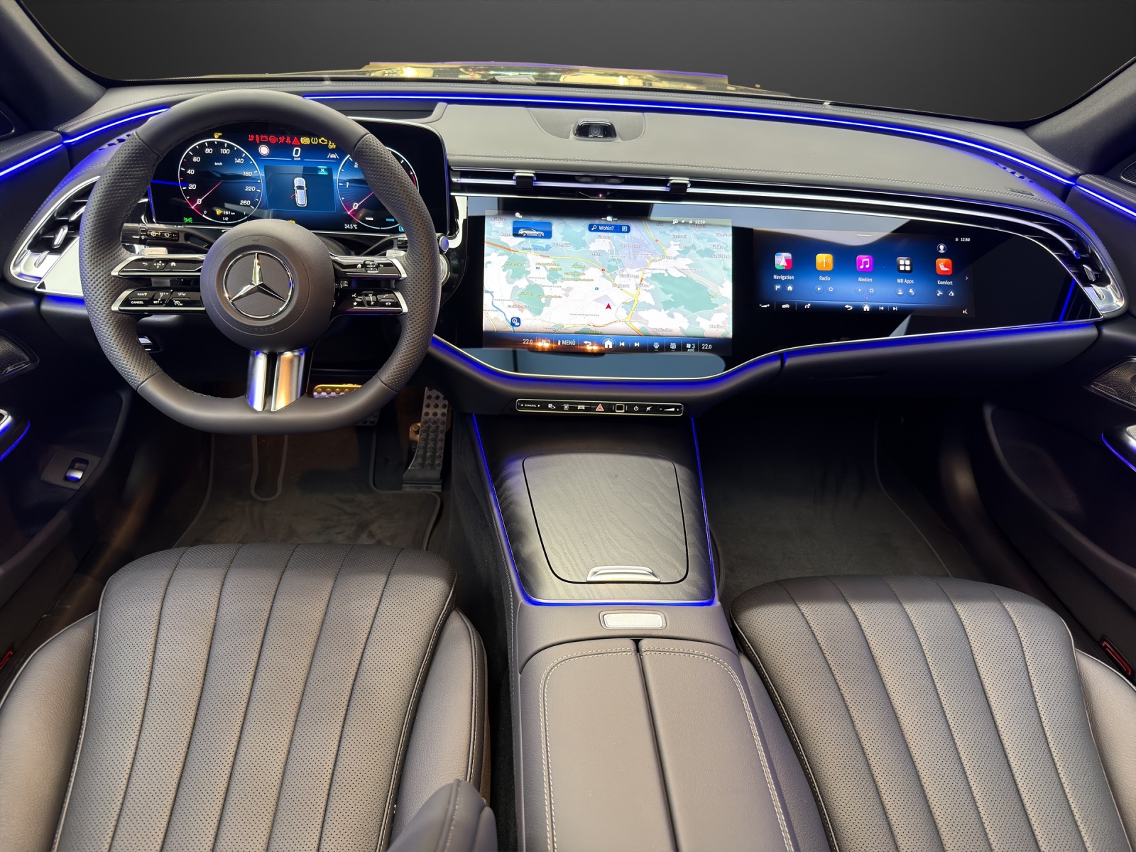 MERCEDES-BENZ E 220 d 4MATIC T-Modell "Swiss Star"-image-6
