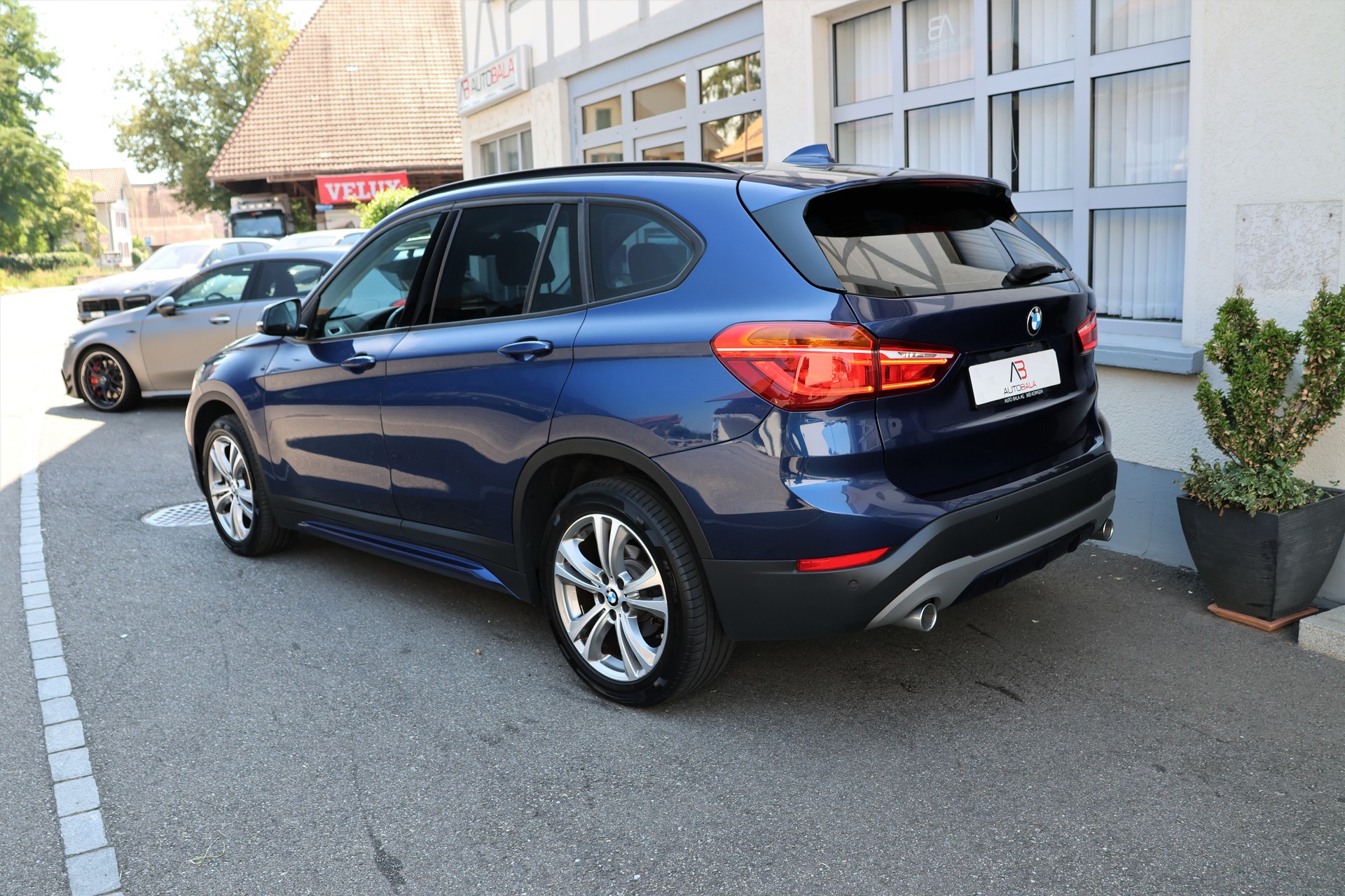 BMW X1 xDrive 18d Sport Line Steptronic (CH)-image-6