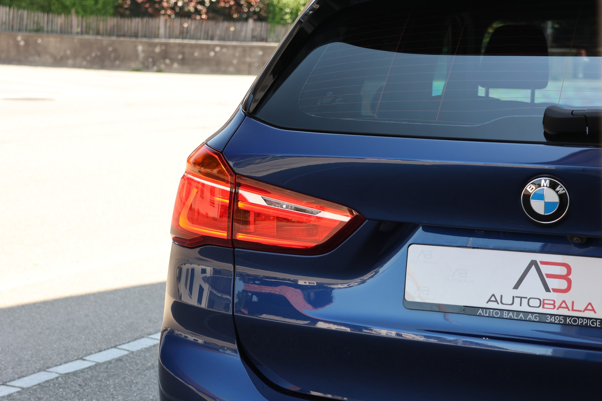 BMW X1 xDrive 18d Sport Line Steptronic (CH)-image-5