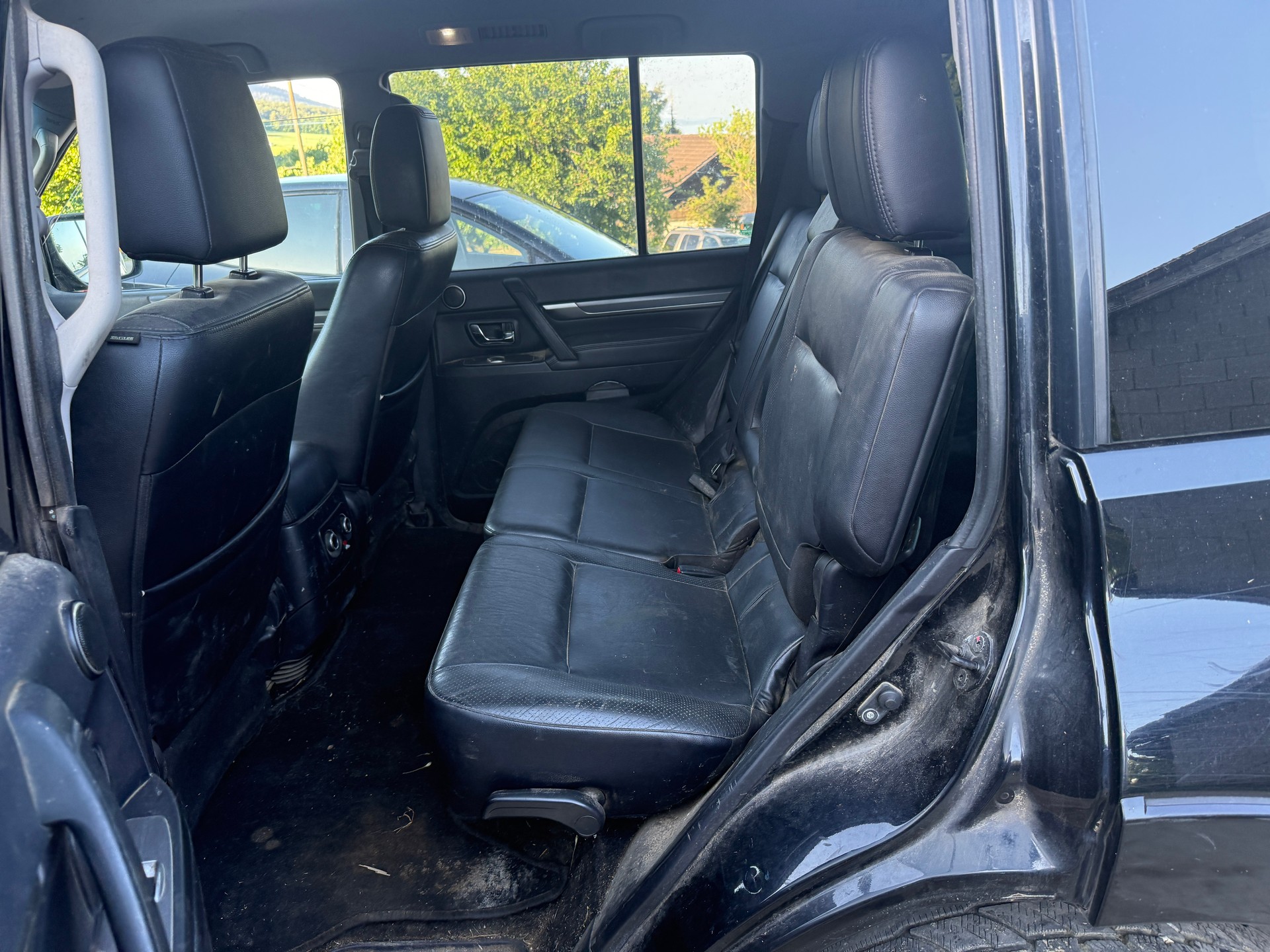 MITSUBISHI Pajero 3.8 V6 Instyle Automatic-image-7