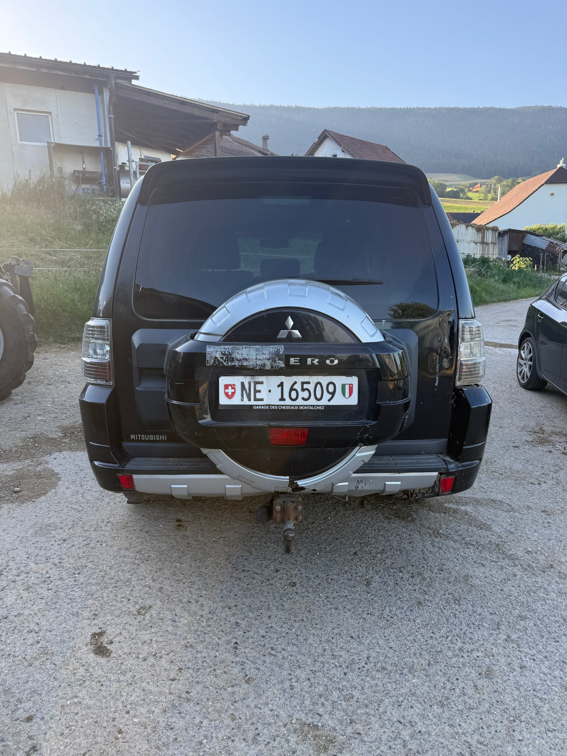 MITSUBISHI Pajero 3.8 V6 Instyle Automatic-image-2