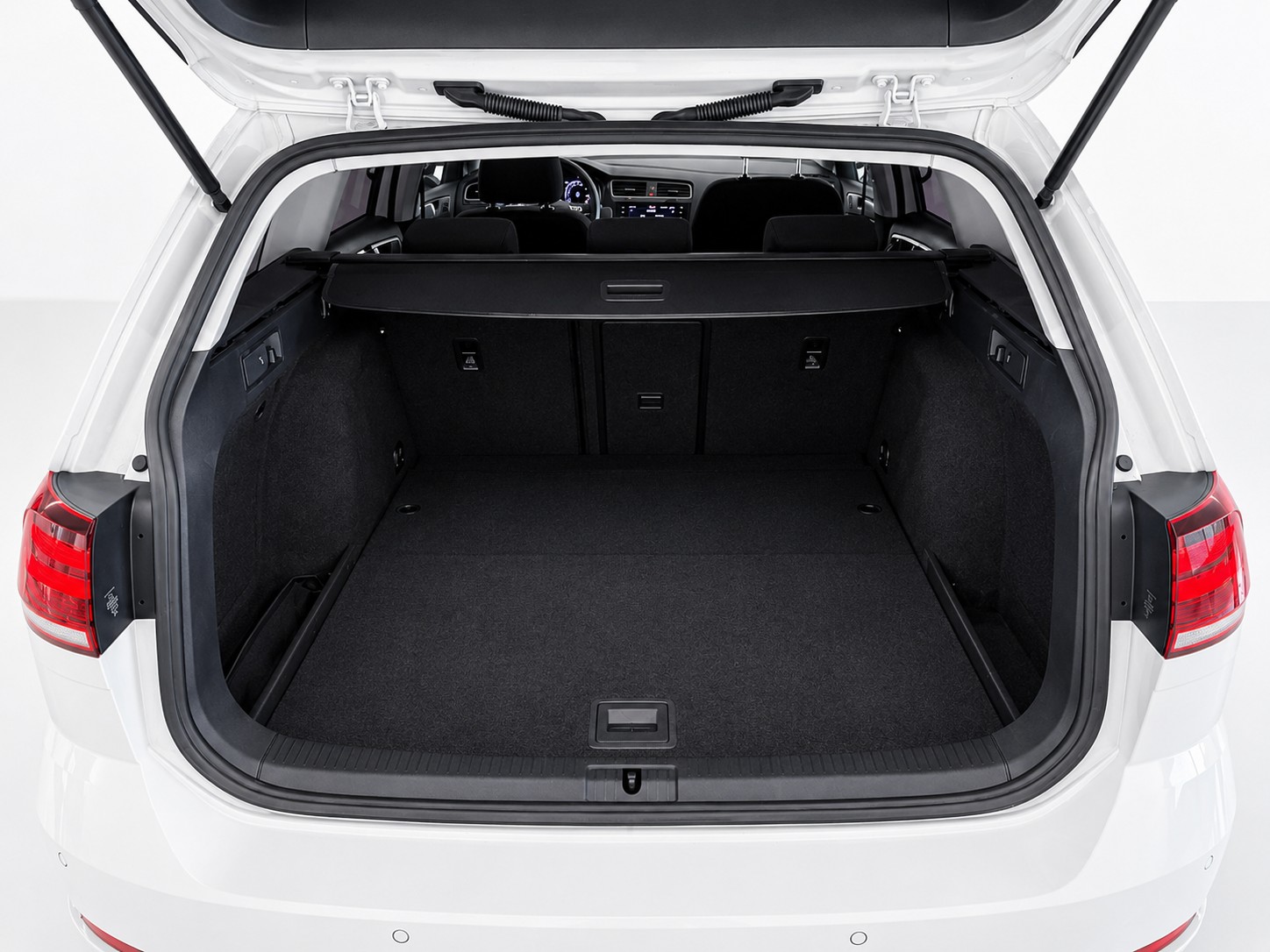 VW Golf Variant 1.5 TSI EVO Comfortline DSG CH-image-8