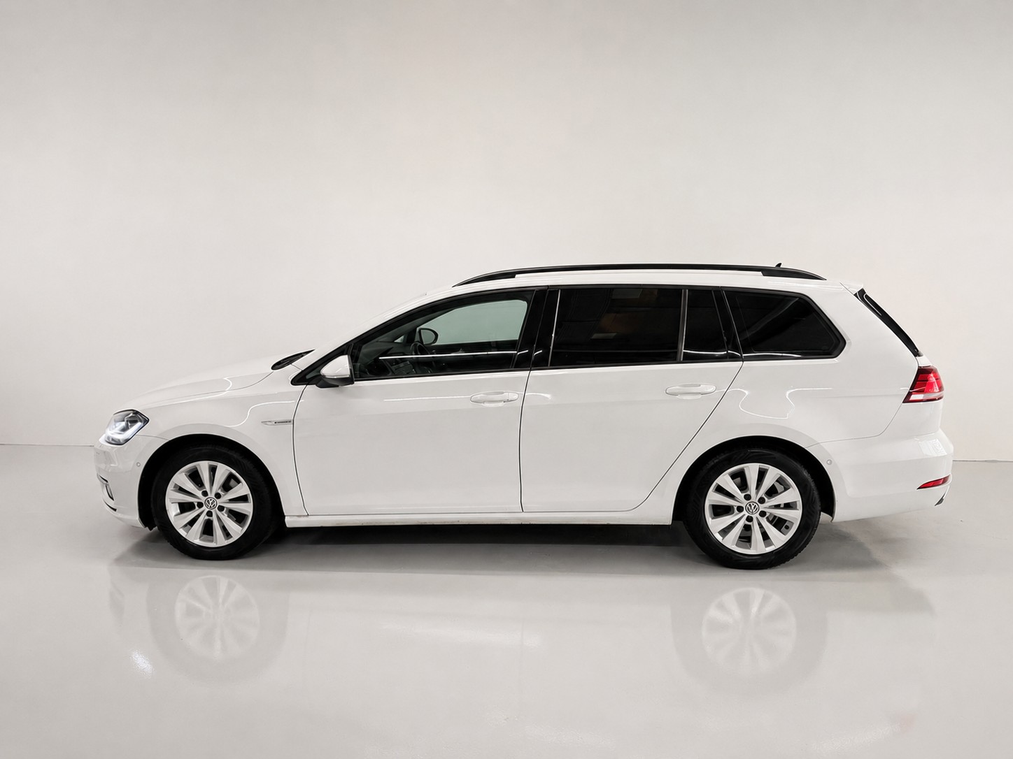 VW Golf Variant 1.5 TSI EVO Digital DSG (CH)-image-8