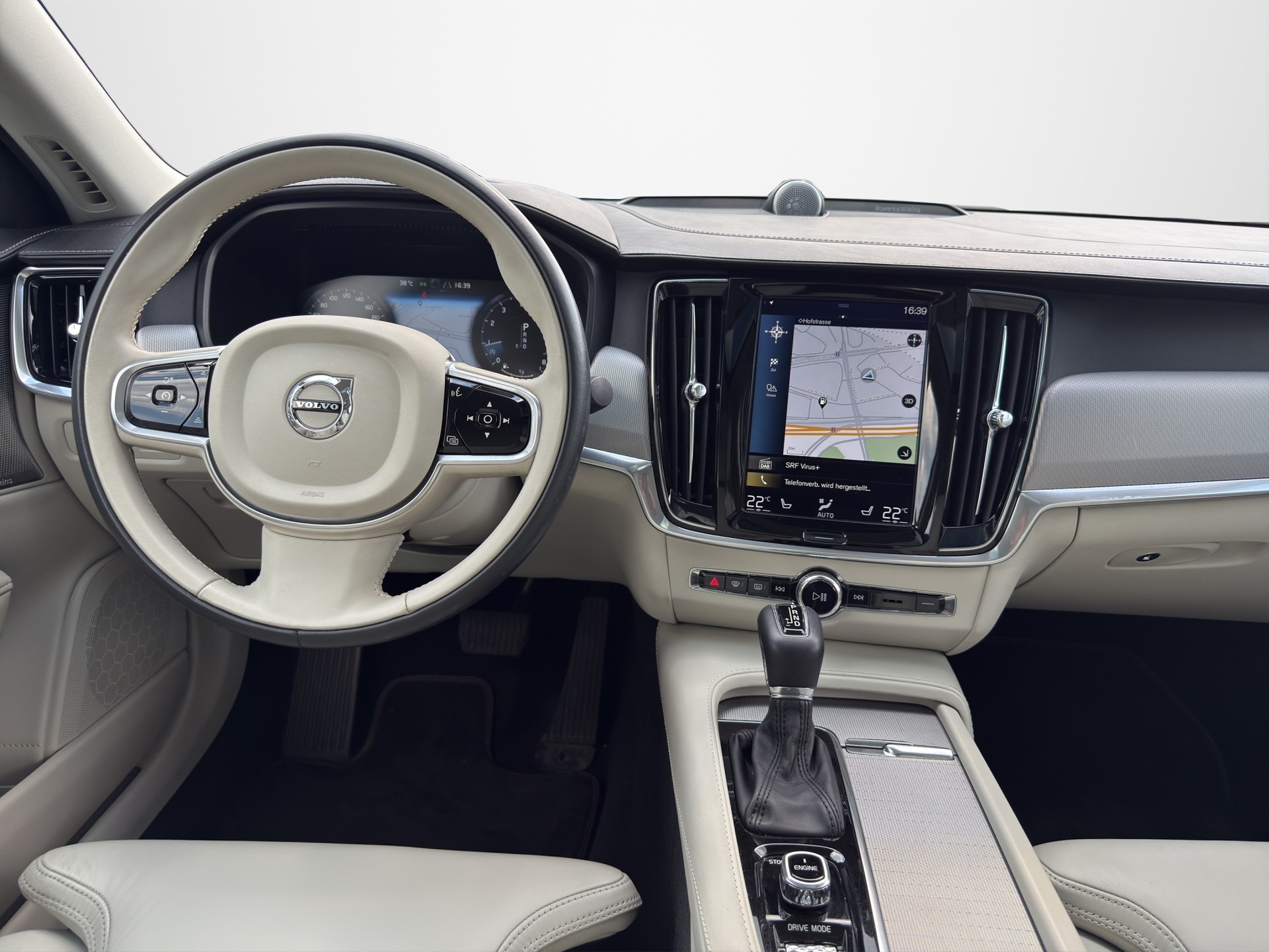 VOLVO S90 2.0 T6 Inscription AWD-image-10