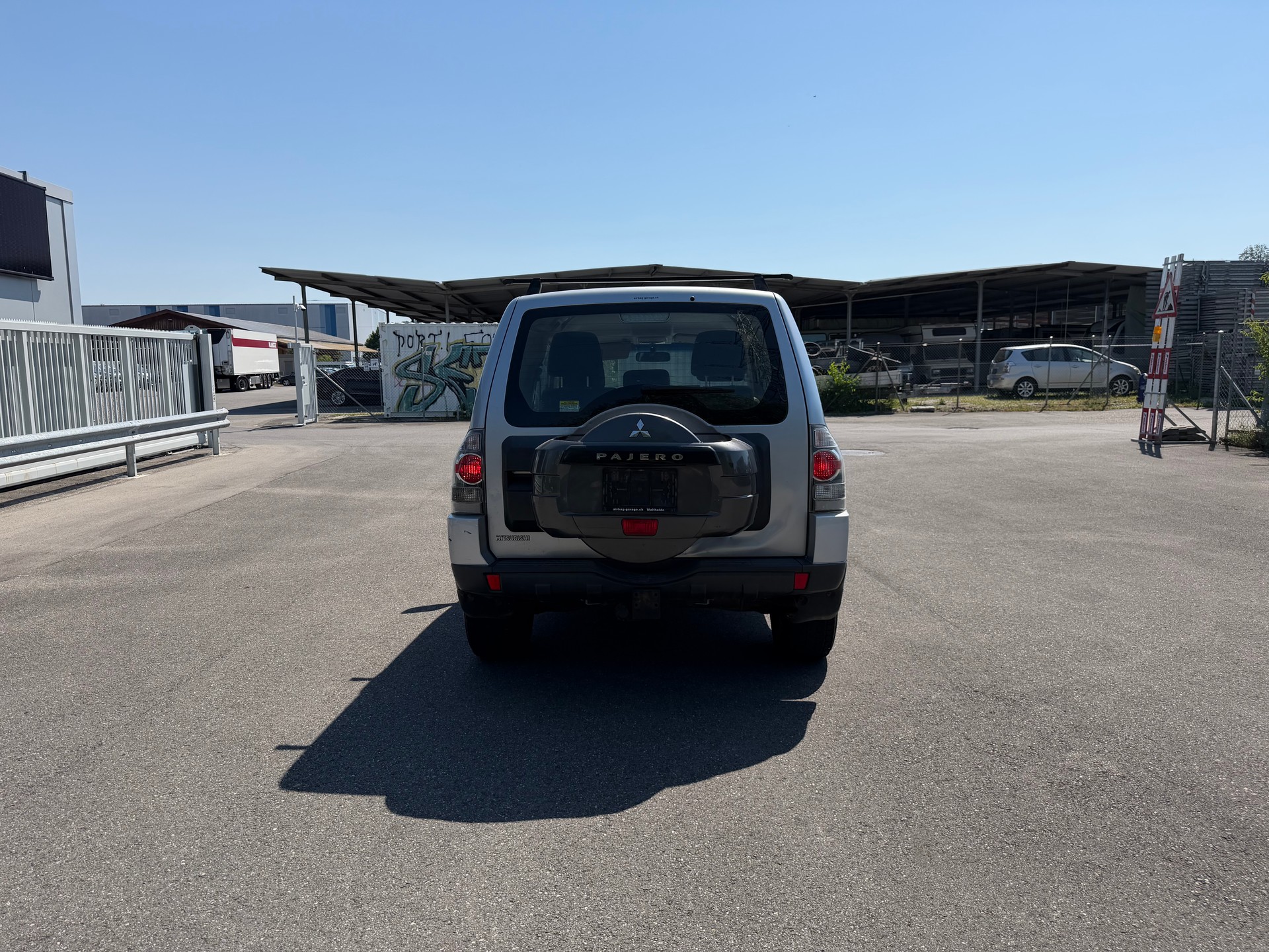 MITSUBISHI Pajero 3.2 DI-D Profi-image-5