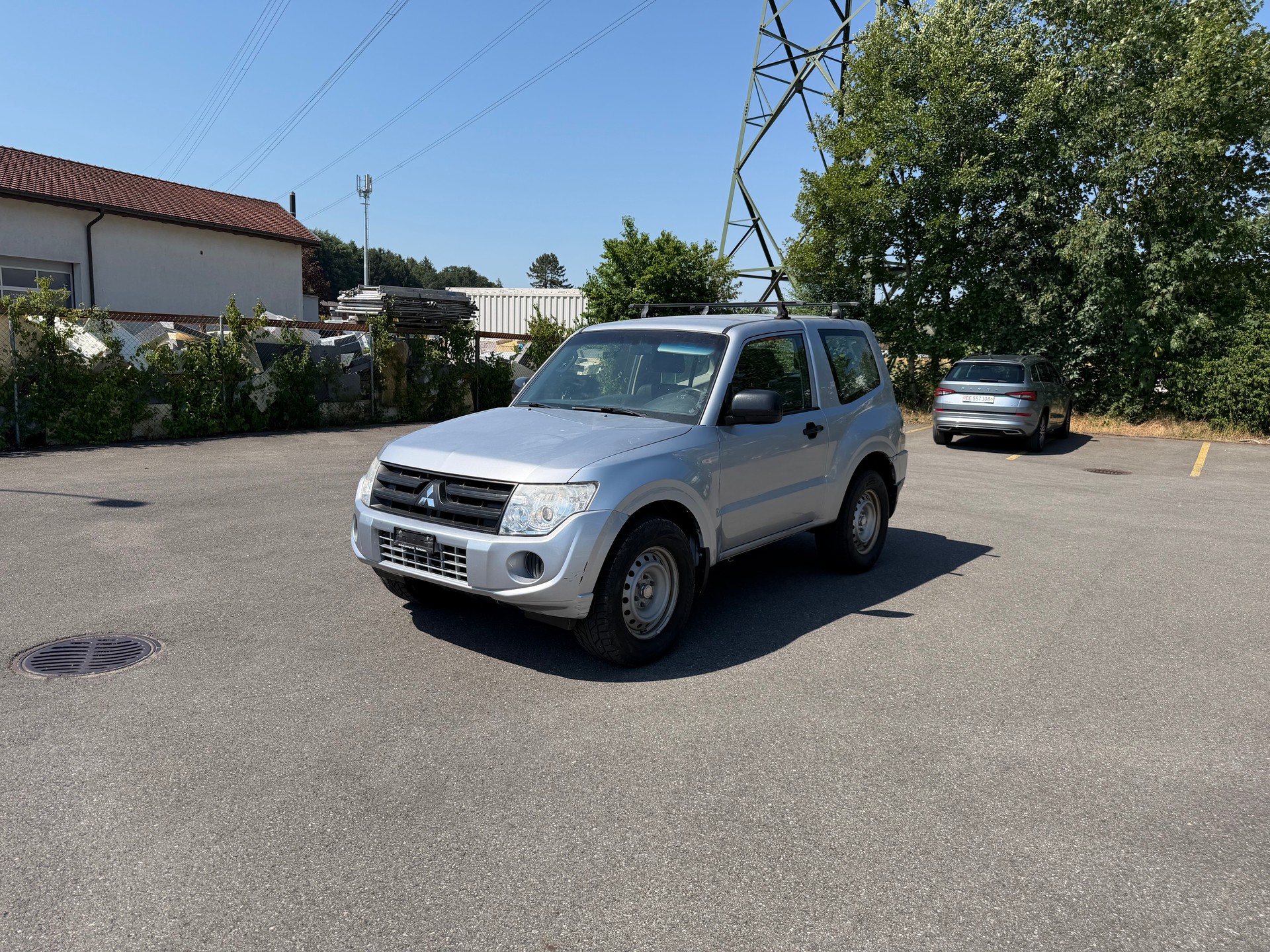 MITSUBISHI Pajero 3.2 DI-D Profi-image-0