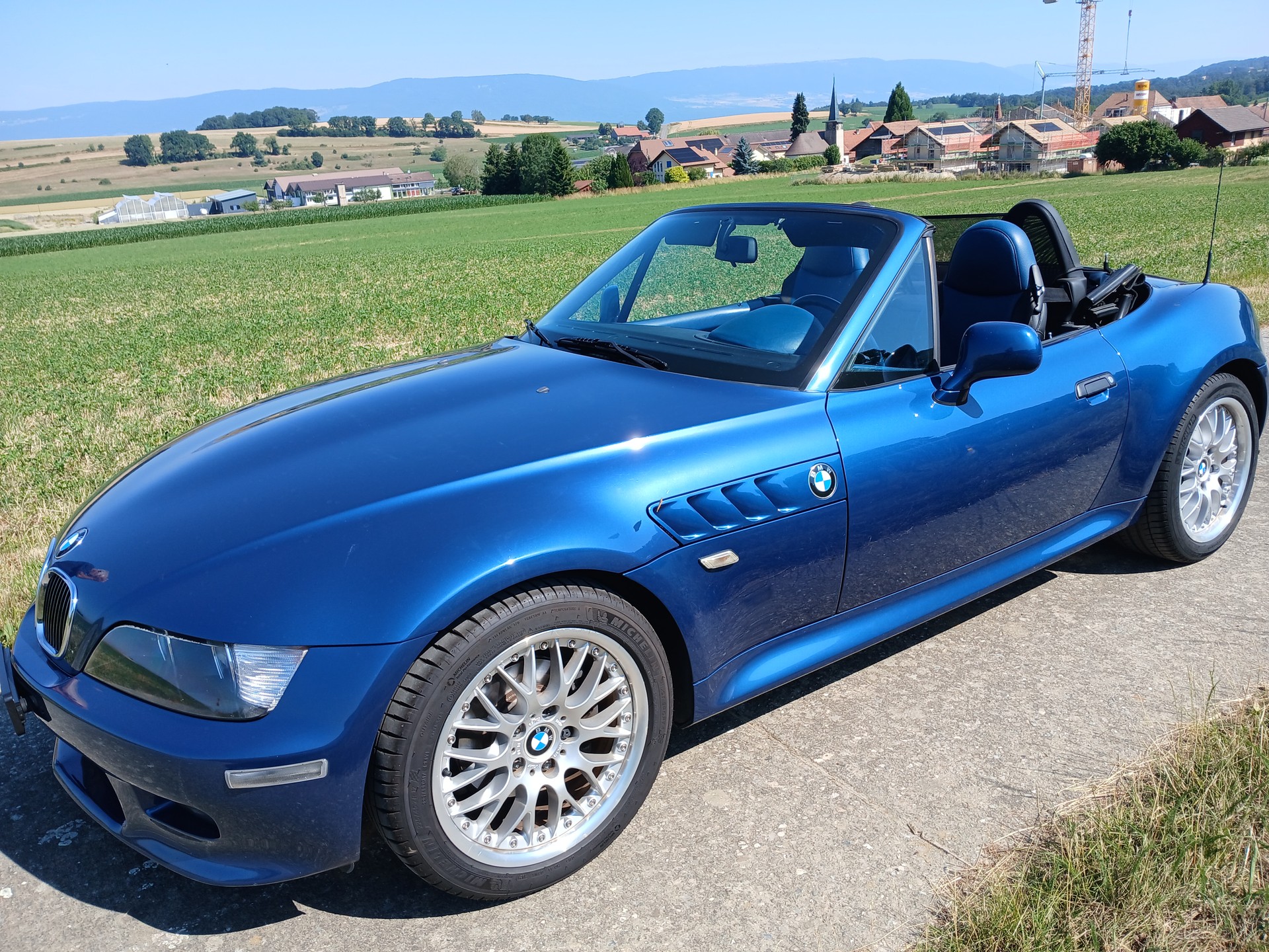 BMW Z3 2.8i Roadster-image-2