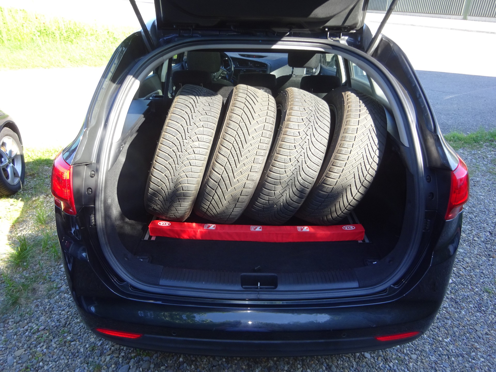 KIA Cee'd Sportswagon 1.6 GDi Style - MFK 23.6.2026 - Panoramadach-image-11