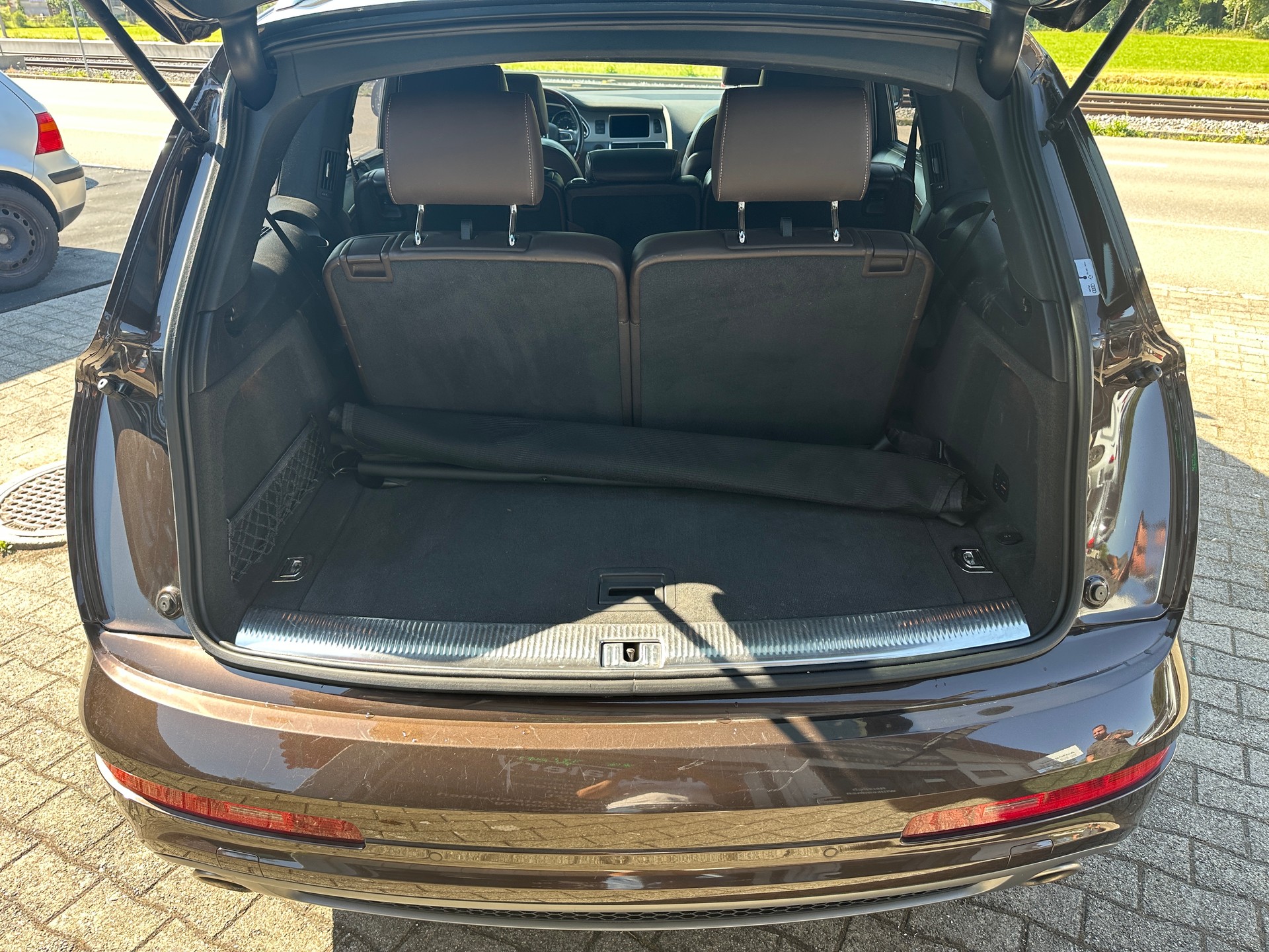 AUDI Q7 4.2 TDI quattro tiptronic-image-6