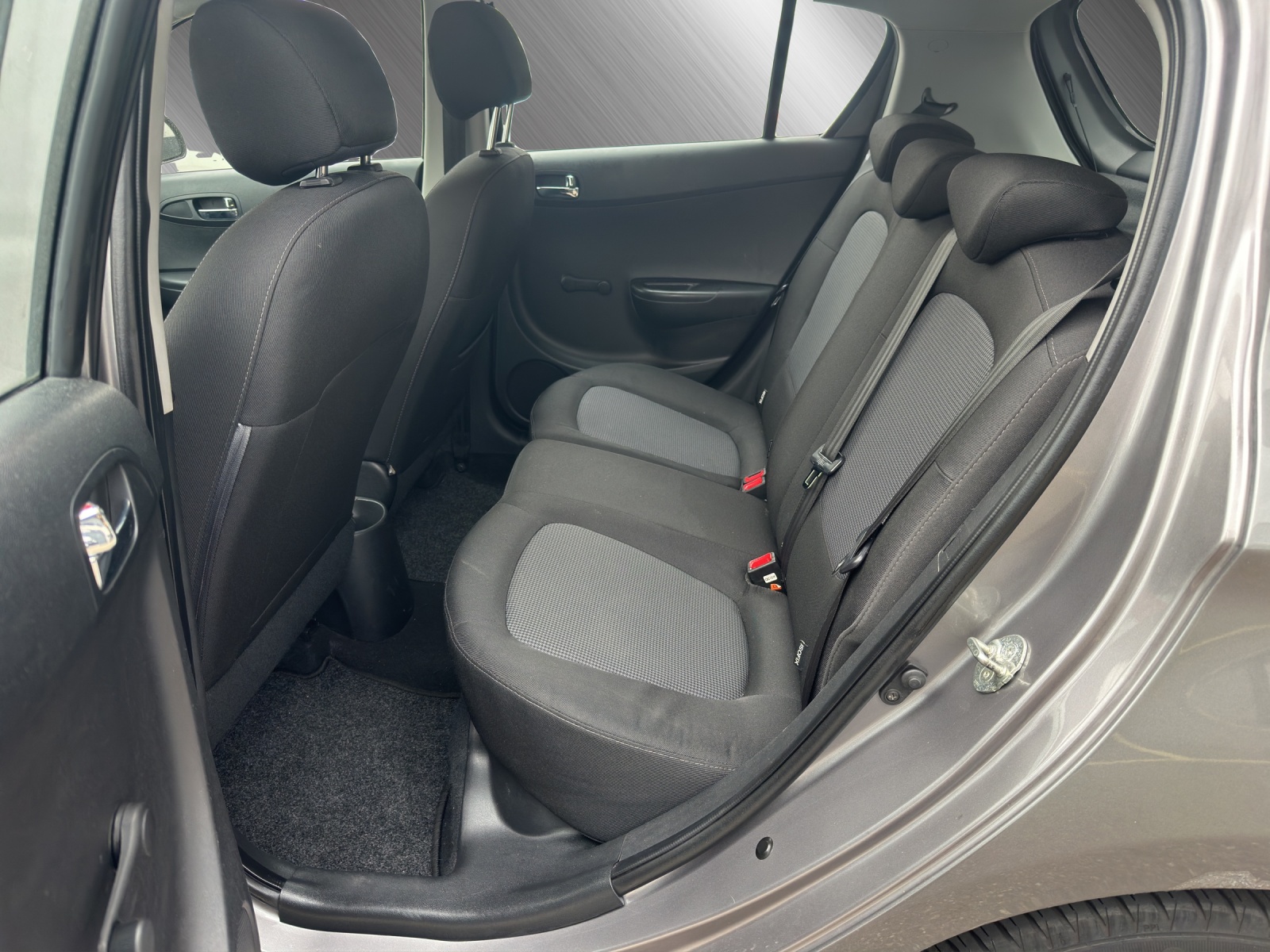 HYUNDAI i20 1.2 Comfort-image-10