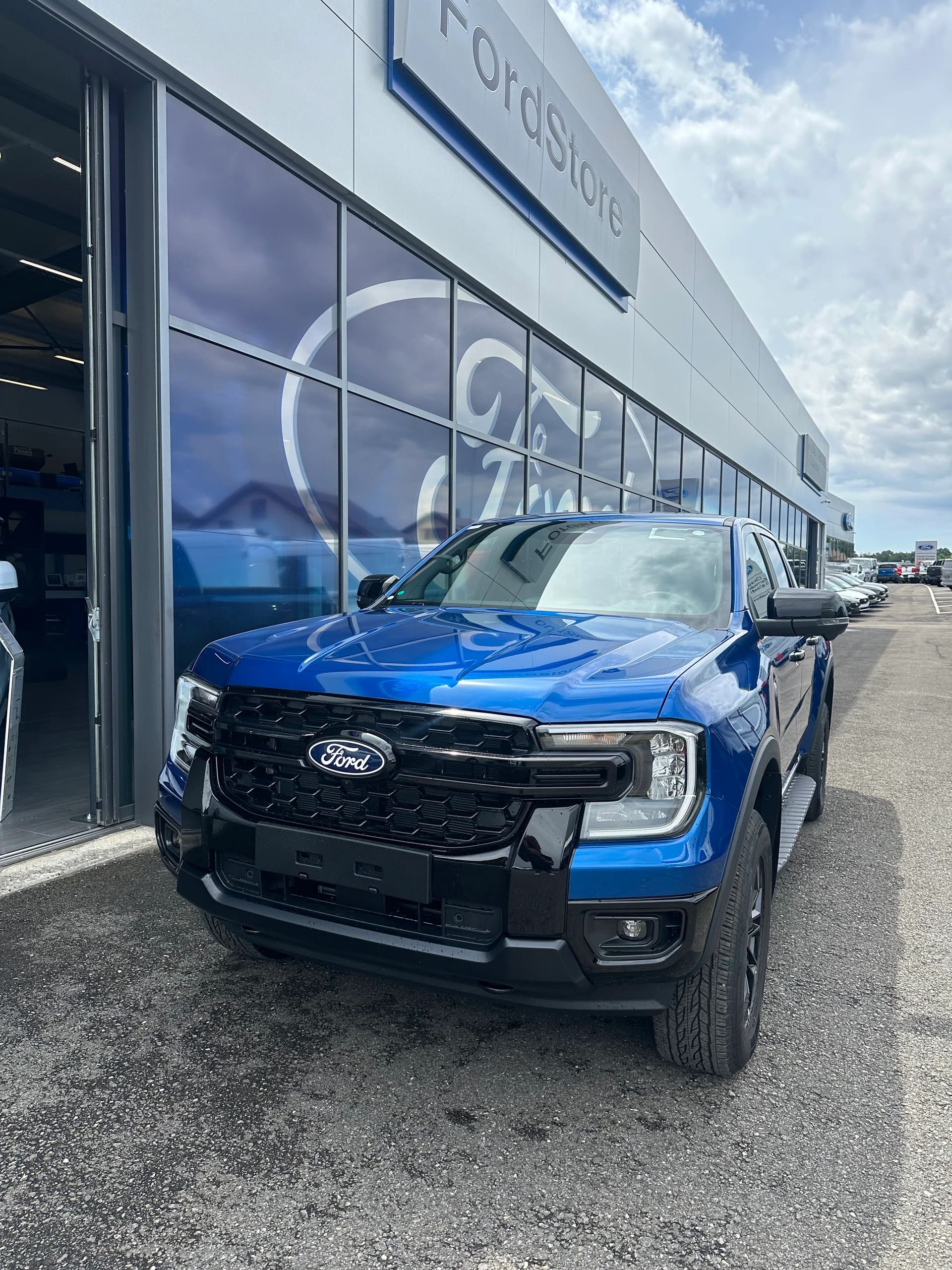 FORD Ranger dcab.pick-up 2.3 EcoBoo Limited/PHEV/Aut.