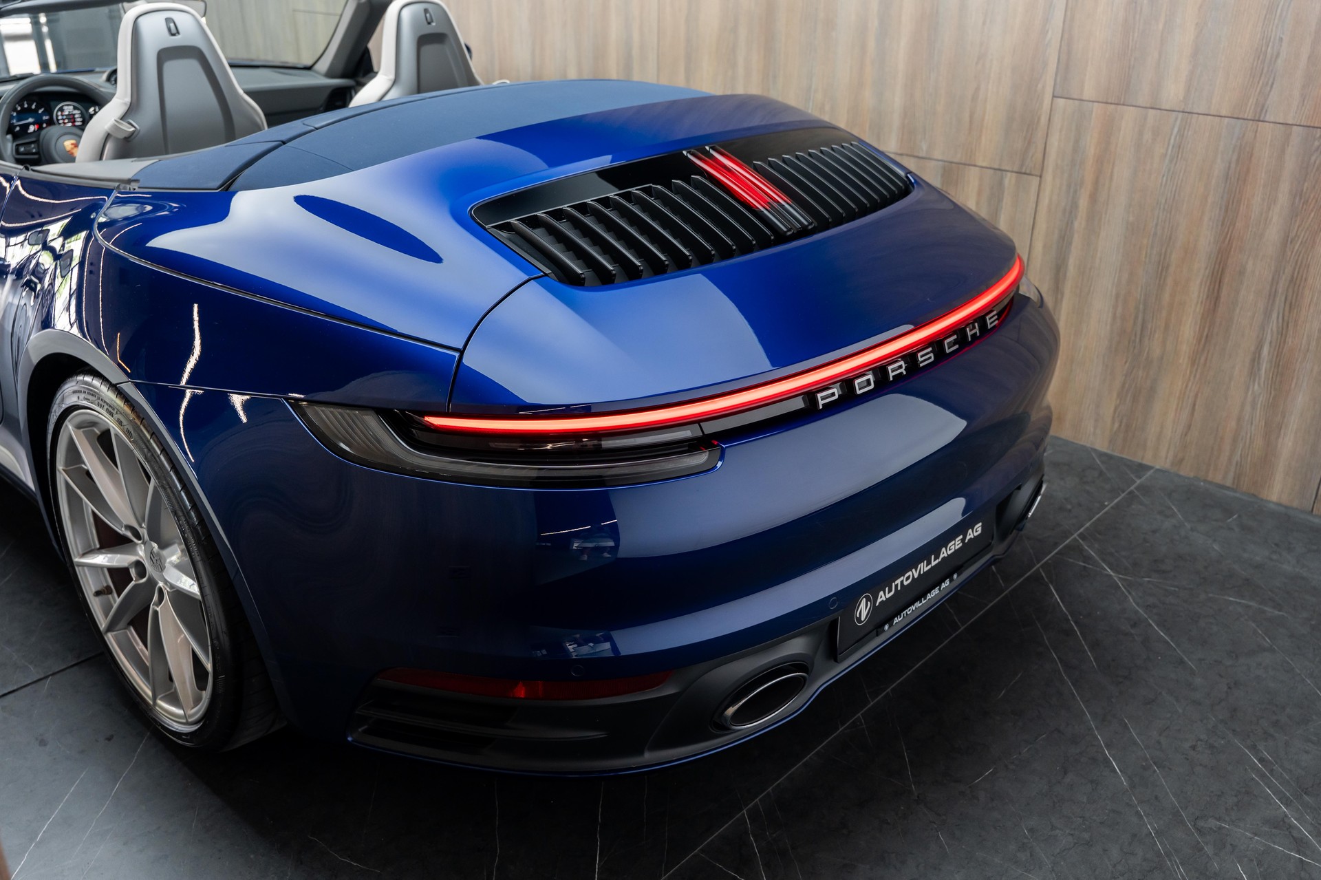 PORSCHE 911 Carrera S Cabriolet PDK-image-27