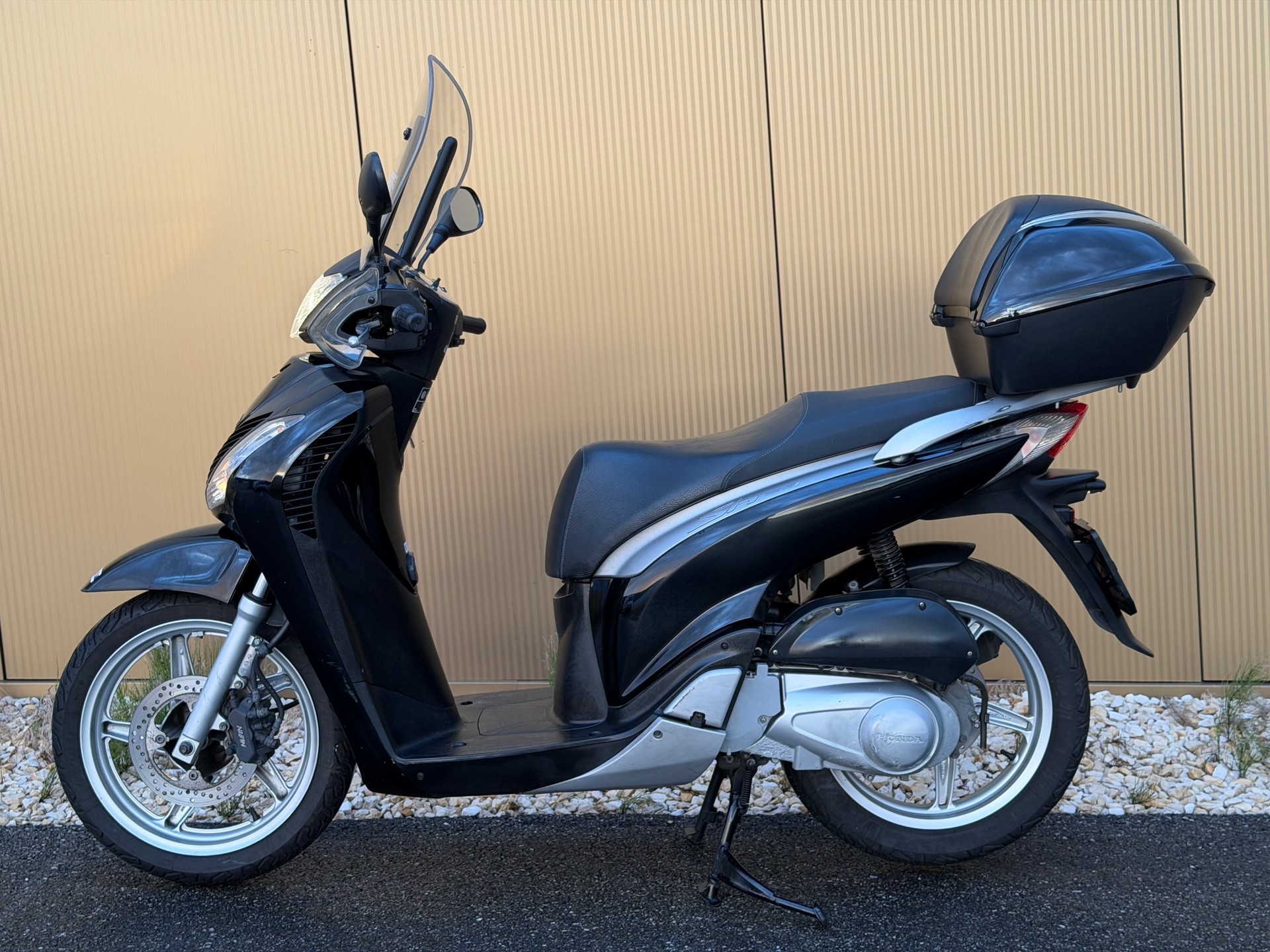 HONDA SH 125 i Discbrake-image-10