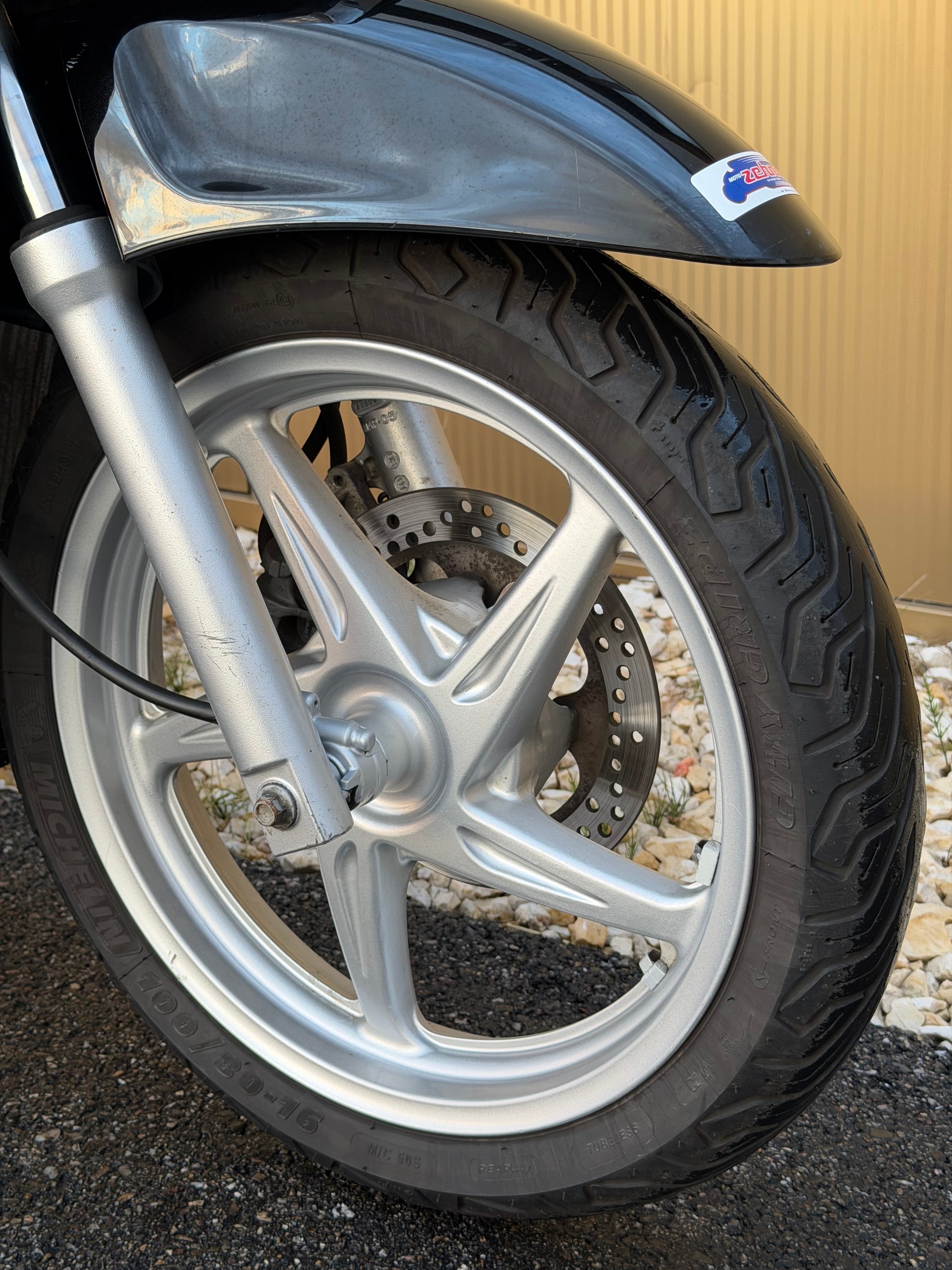 HONDA SH 125 i Discbrake-showroom-element-1