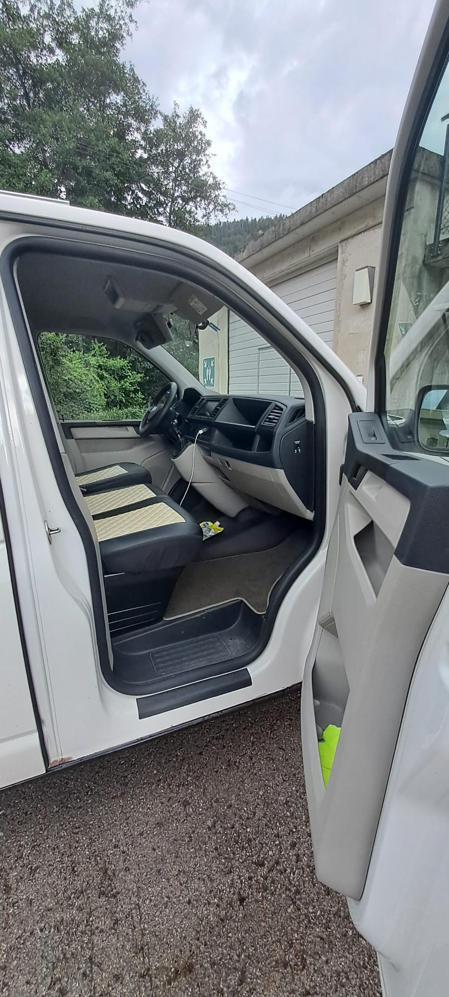 VW T6 2.0 TDI-image-5