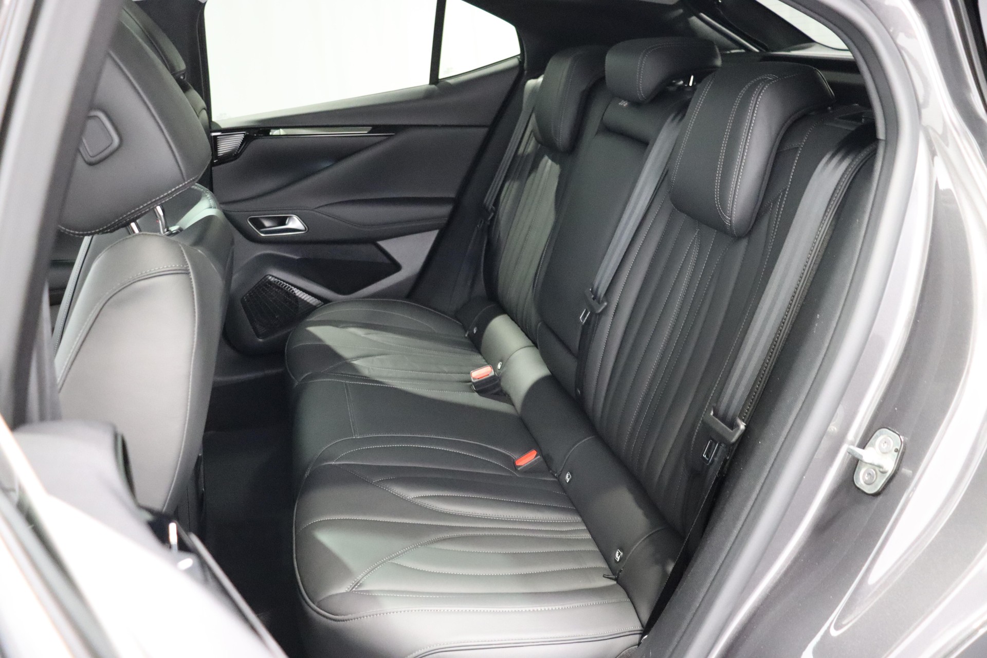 DS AUTOMOBILES 4 1.6 E-Tense Rivoli-image-5