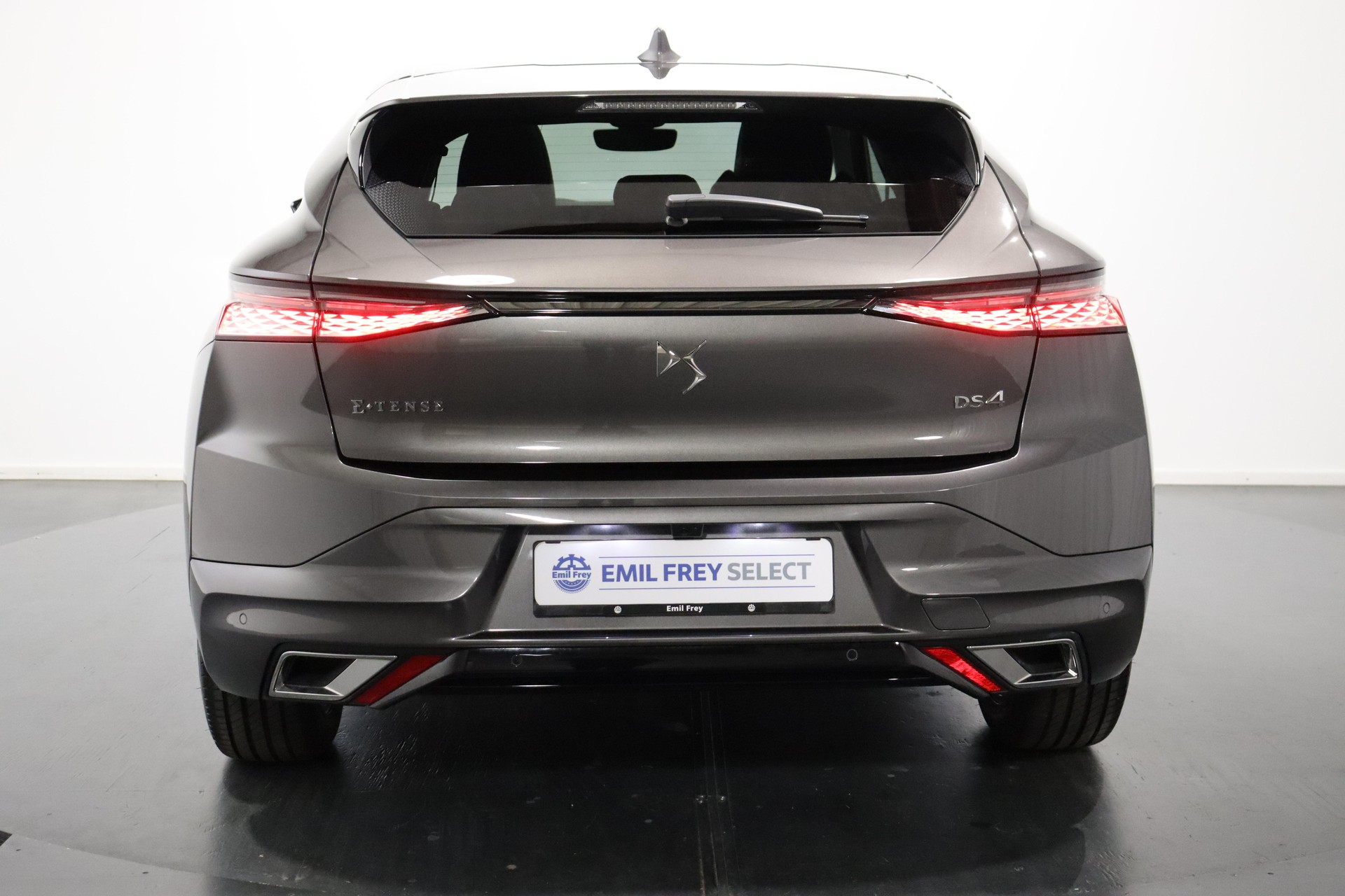 DS AUTOMOBILES 4 1.6 E-Tense Rivoli-image-3