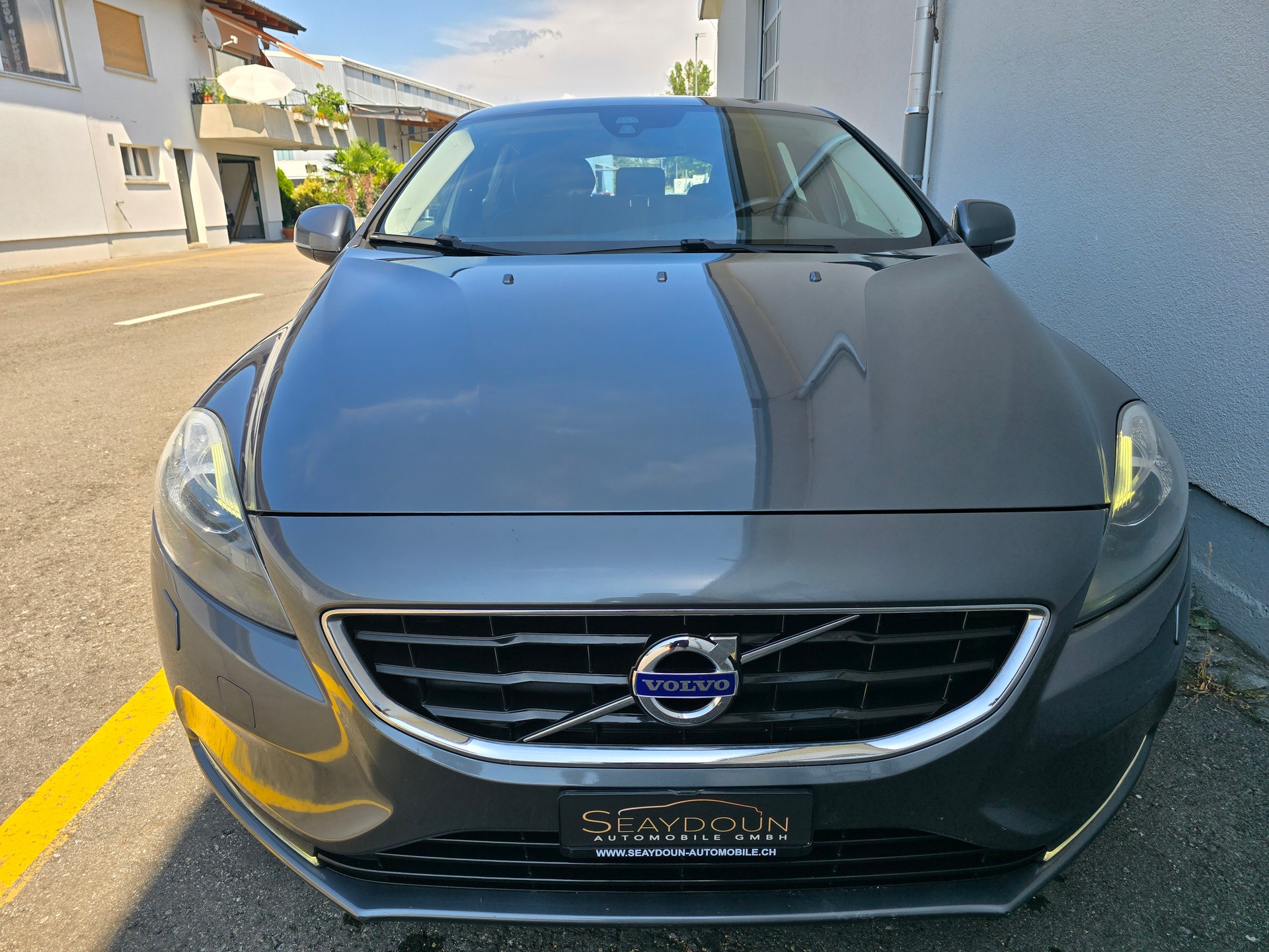 VOLVO V40 D3 Geartronic-image-5